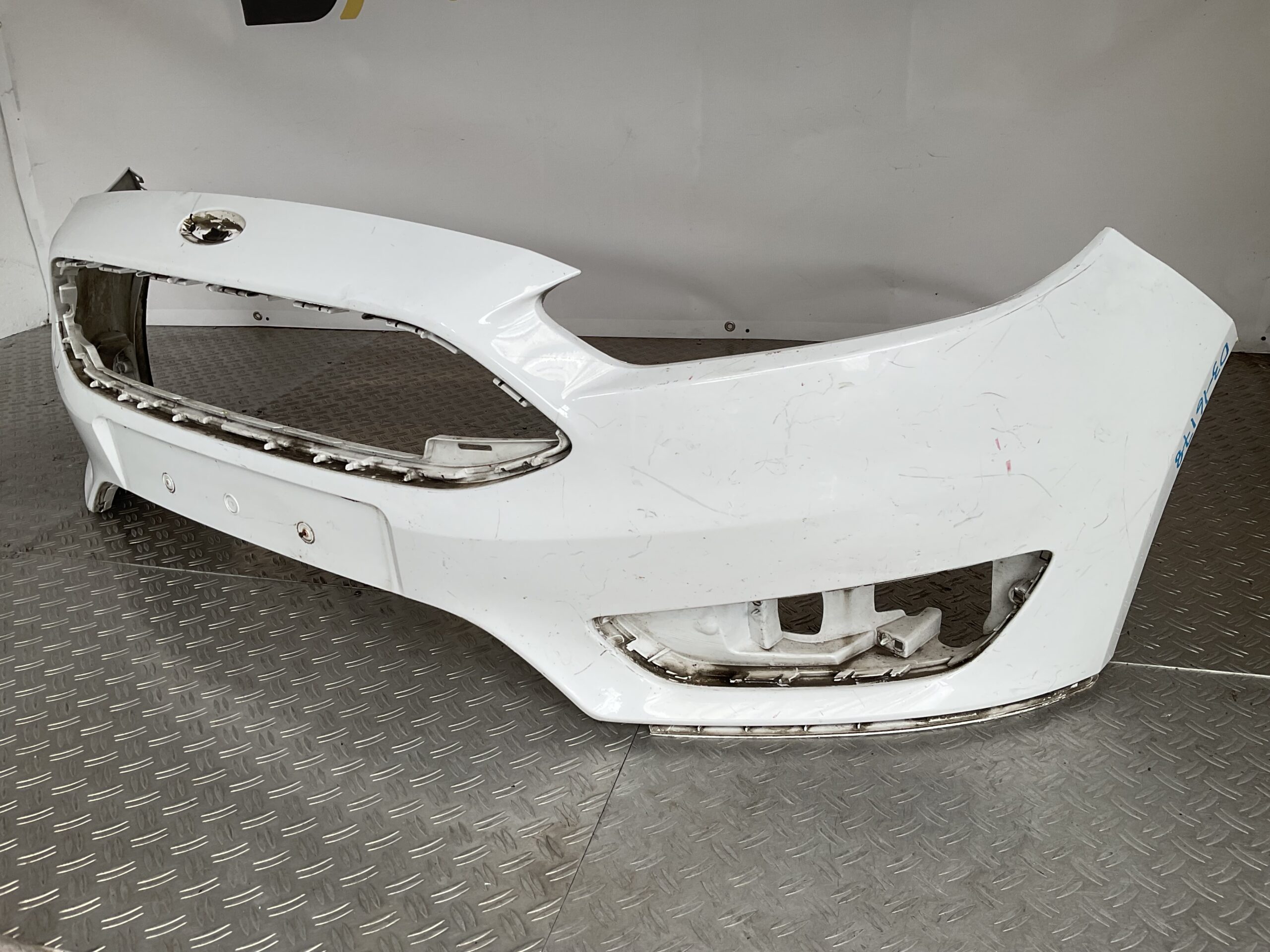 Bumper Ford Focus MK3 Facelift 14-18 F1EB-17757-A Voorbumper D3-16178z