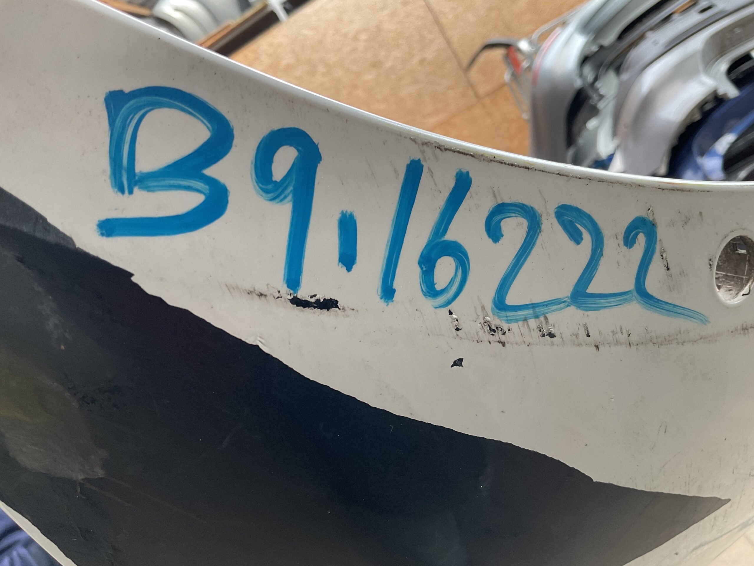 Bumper Tesla Model Y 2020-2024 1540104-06-C Voorbumper B9-16222z