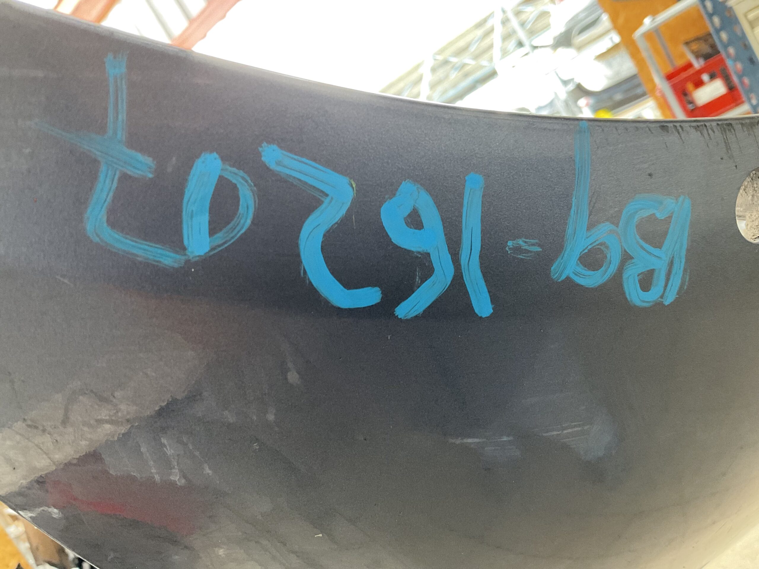 Bumper Tesla Model Y 2020-2024 1540104-06-C Voorbumper B9-16207z