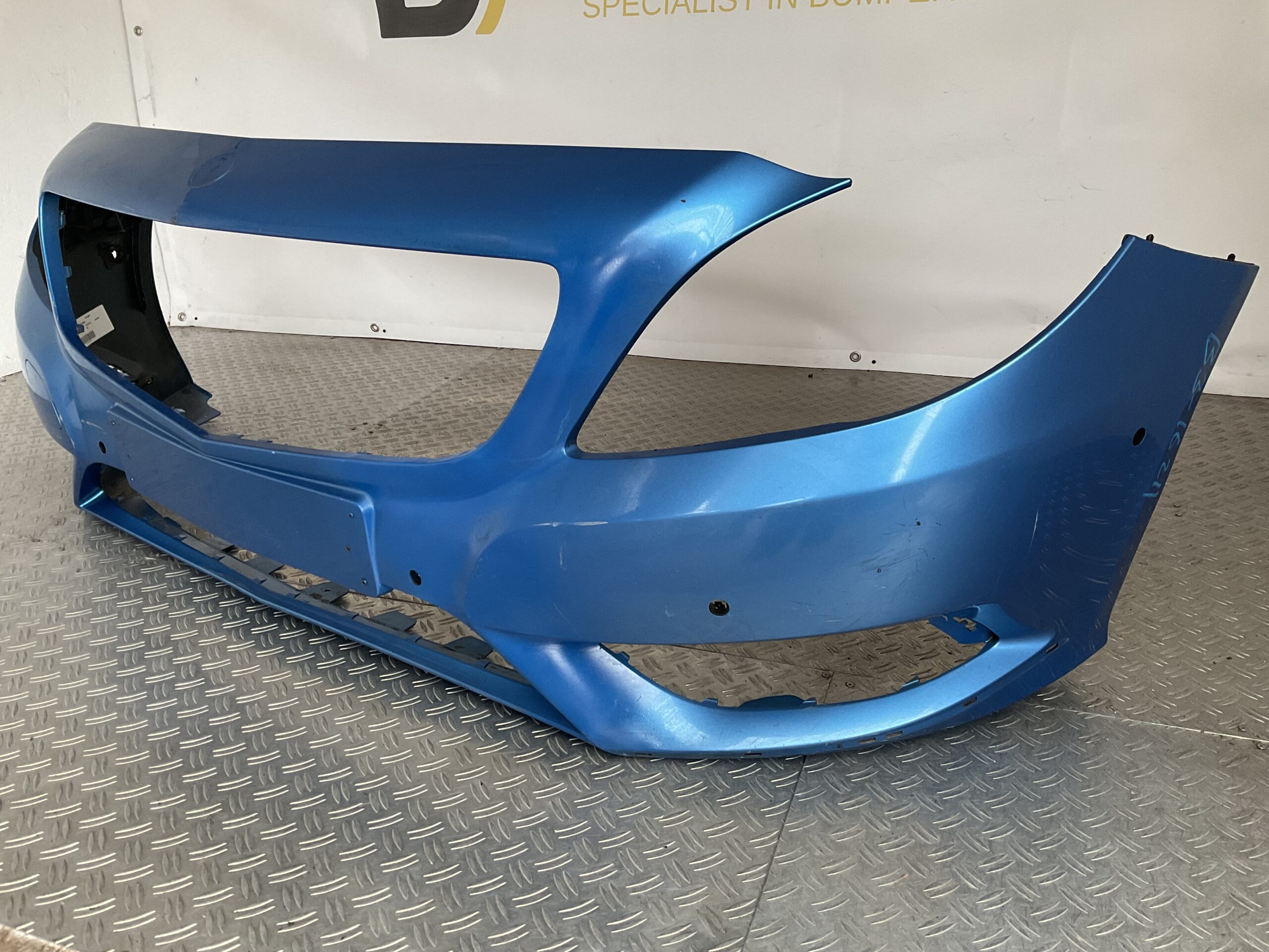 Bumper Mercedes B Klasse W246 pdc A2468850525 Voorbumper B3-16211z