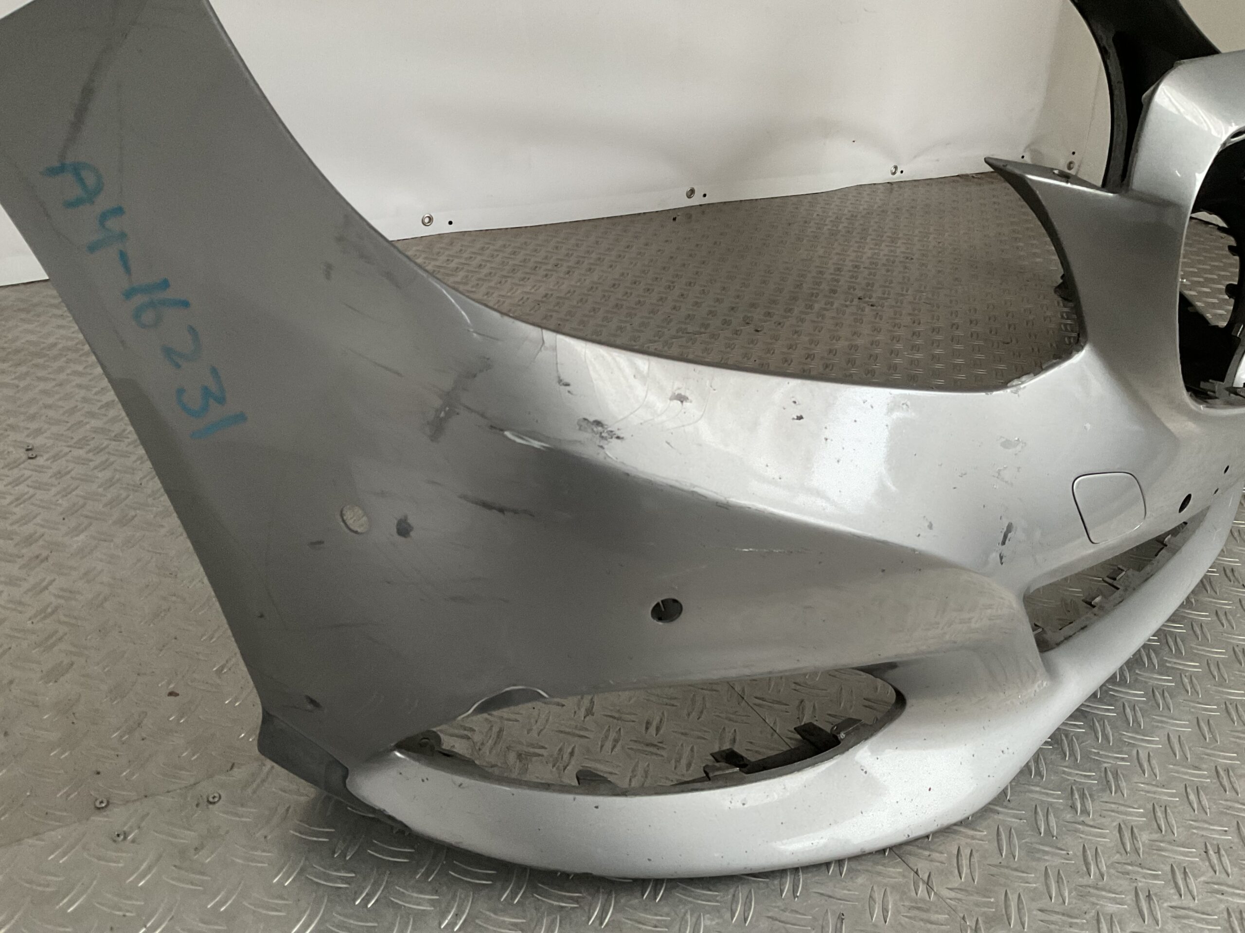 Bumper Mercedes E Klasse W212 Facelift 12-16 A2128851838 Voorbumper A4-16231z