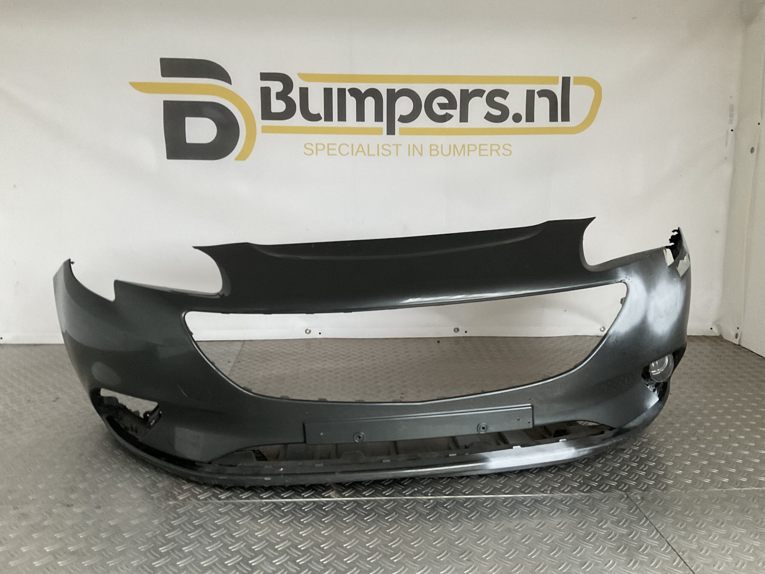 Bumper Opel Corsa E 14-19- 39003567 Voorbumper i9-16227z