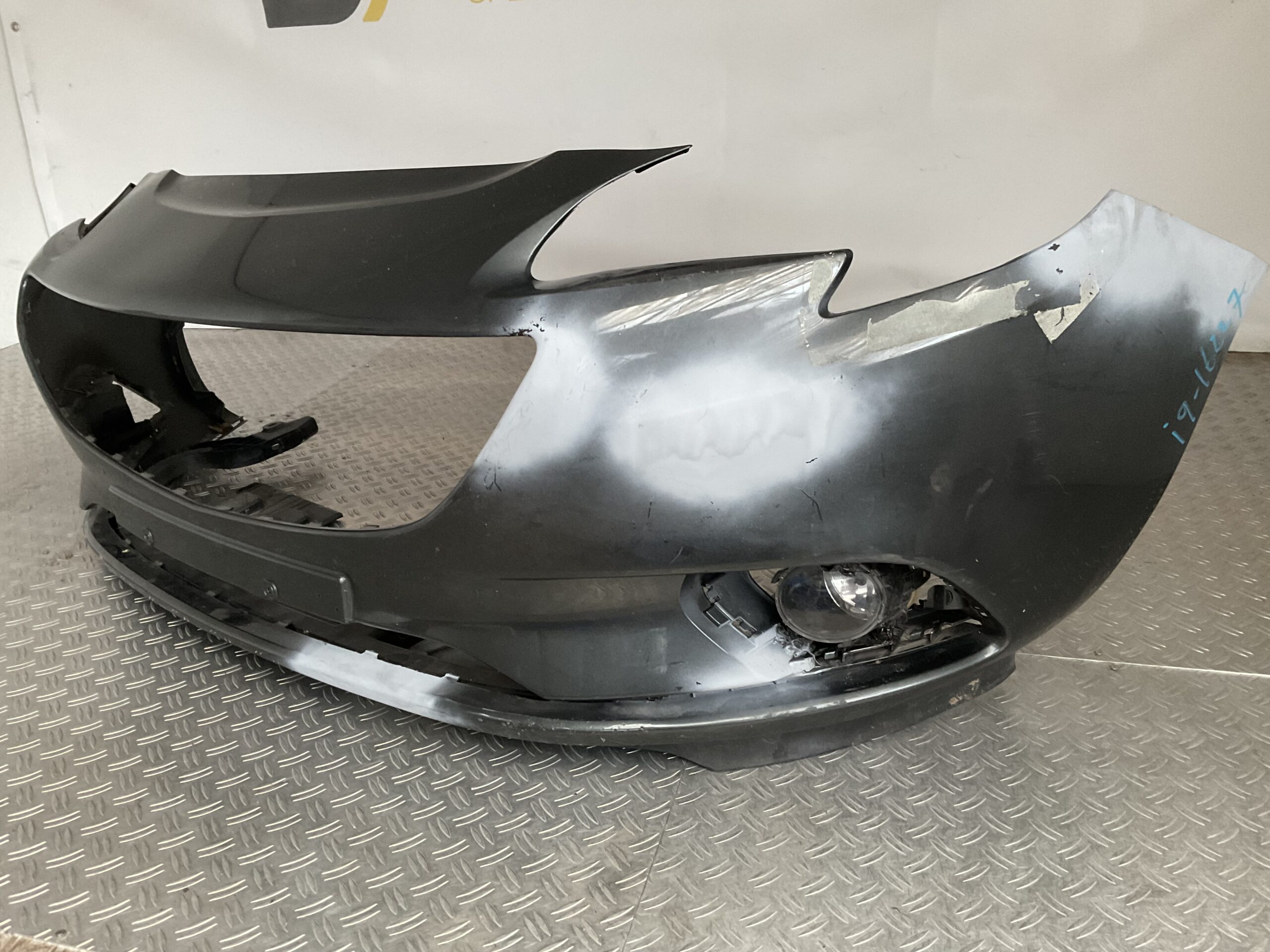 Bumper Opel Corsa E 14-19- 39003567 Voorbumper i9-16227z