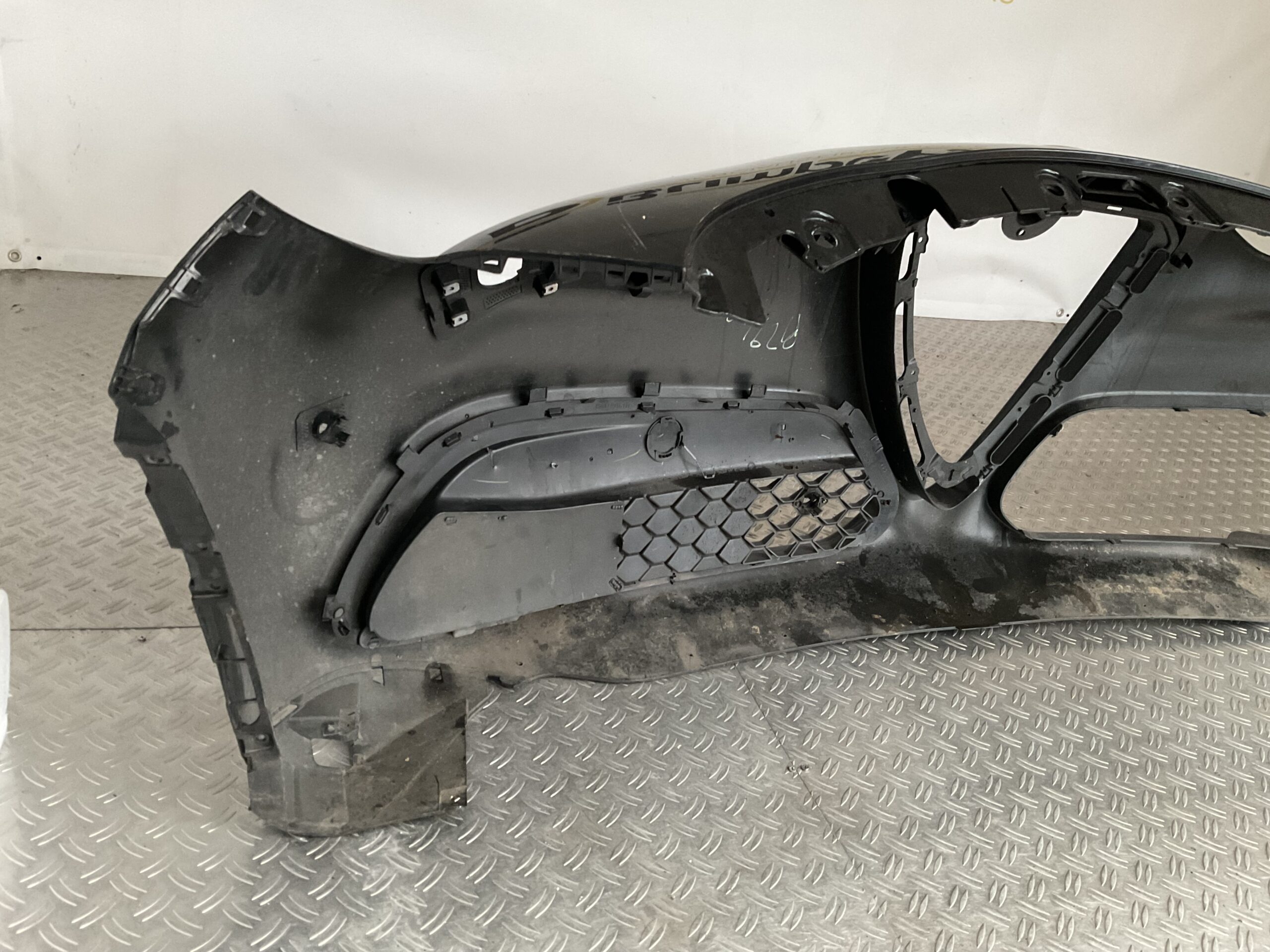 Bumper Alfa Romeo Stelvio 17-23 156114916 Voorbumper M1-16221z