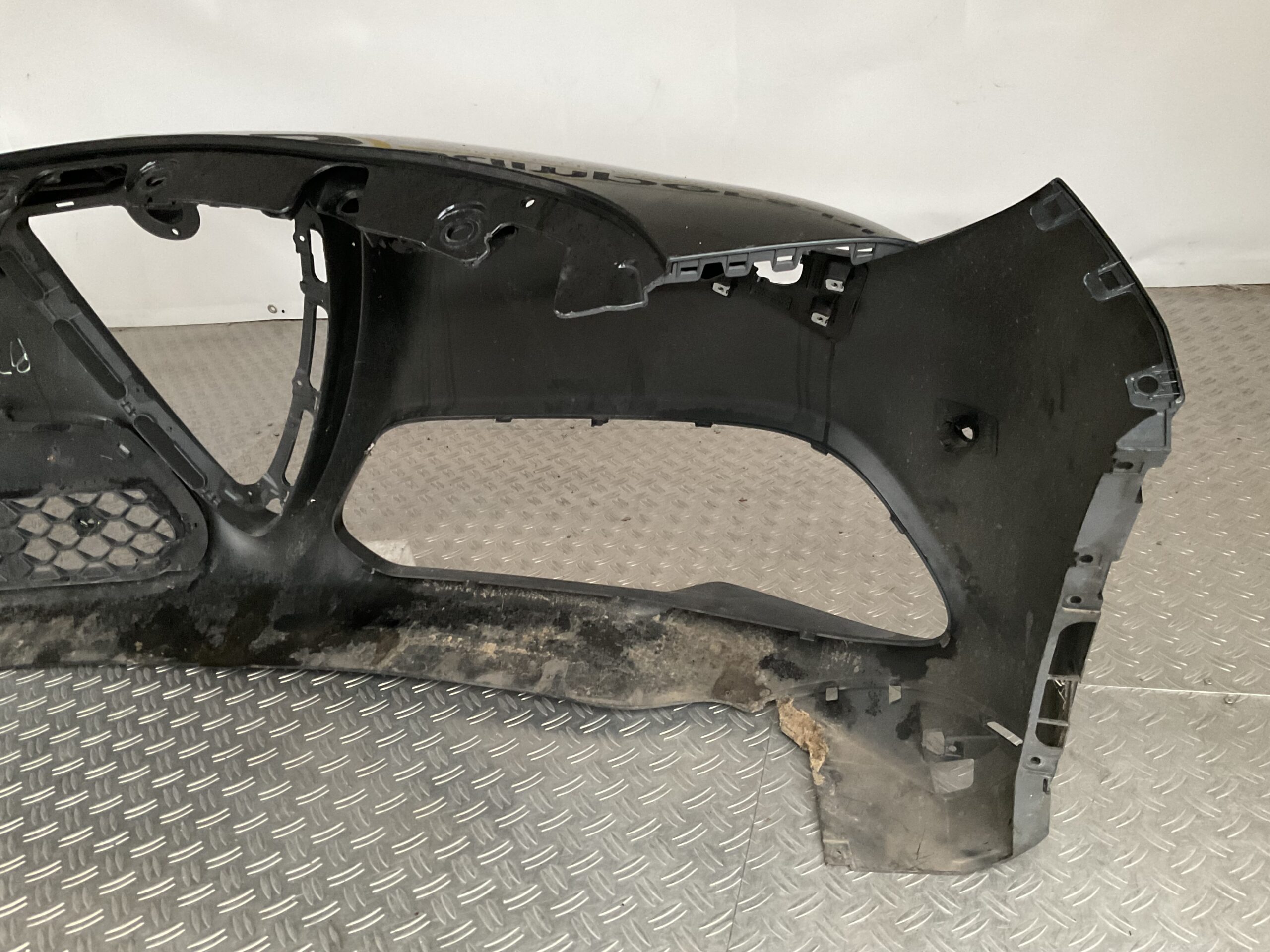 Bumper Alfa Romeo Stelvio 17-23 156114916 Voorbumper M1-16221z