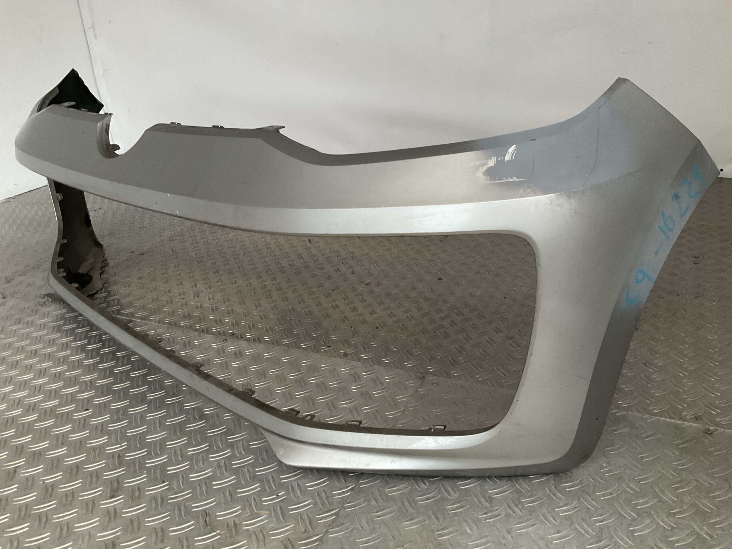 Bumper Volkswagen Up Facelift 17-24 1S0807221F Voorbumper C9-16229z