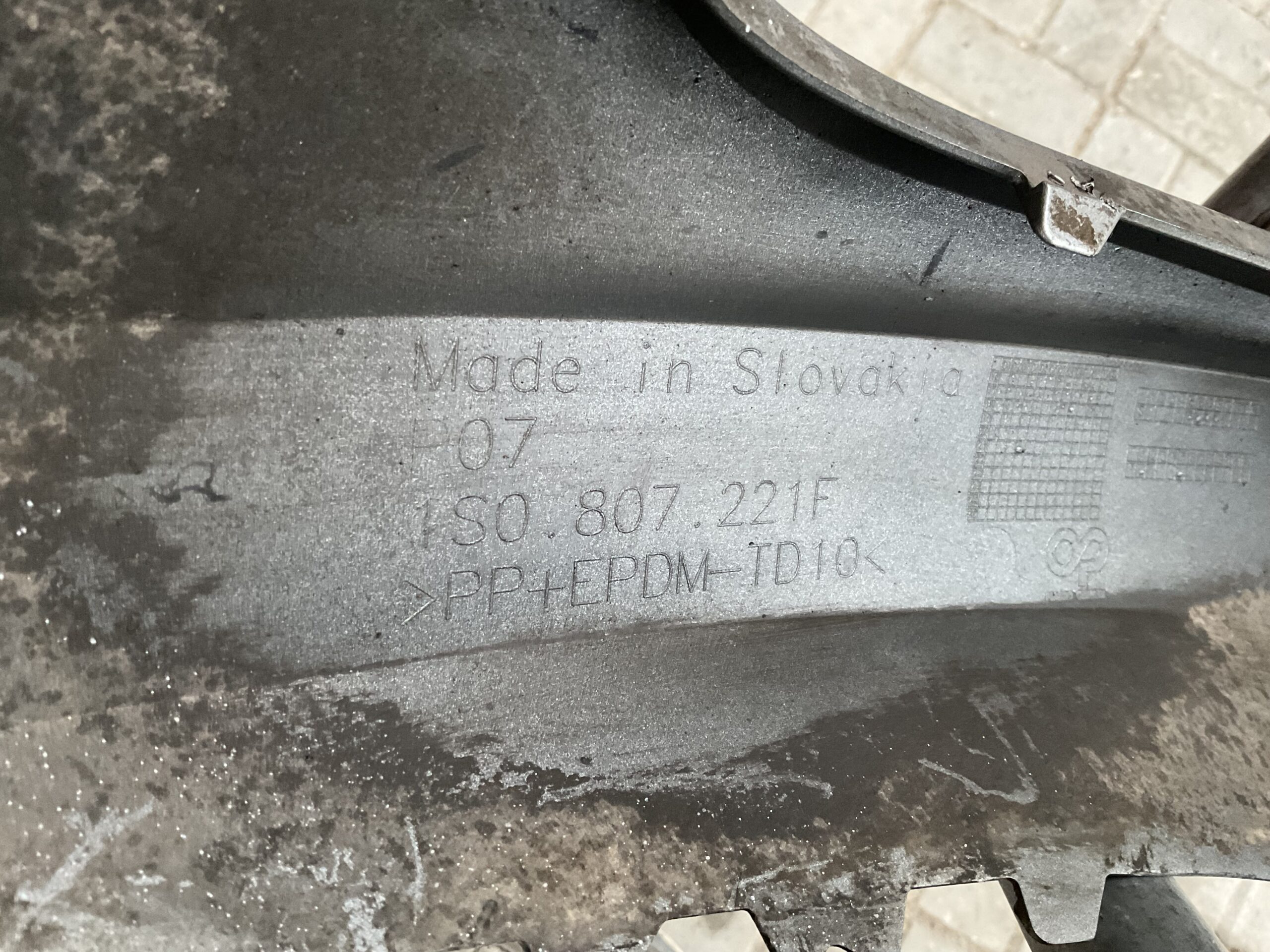 Bumper Volkswagen Up Facelift 17-24 1S0807221F Voorbumper C9-16229z