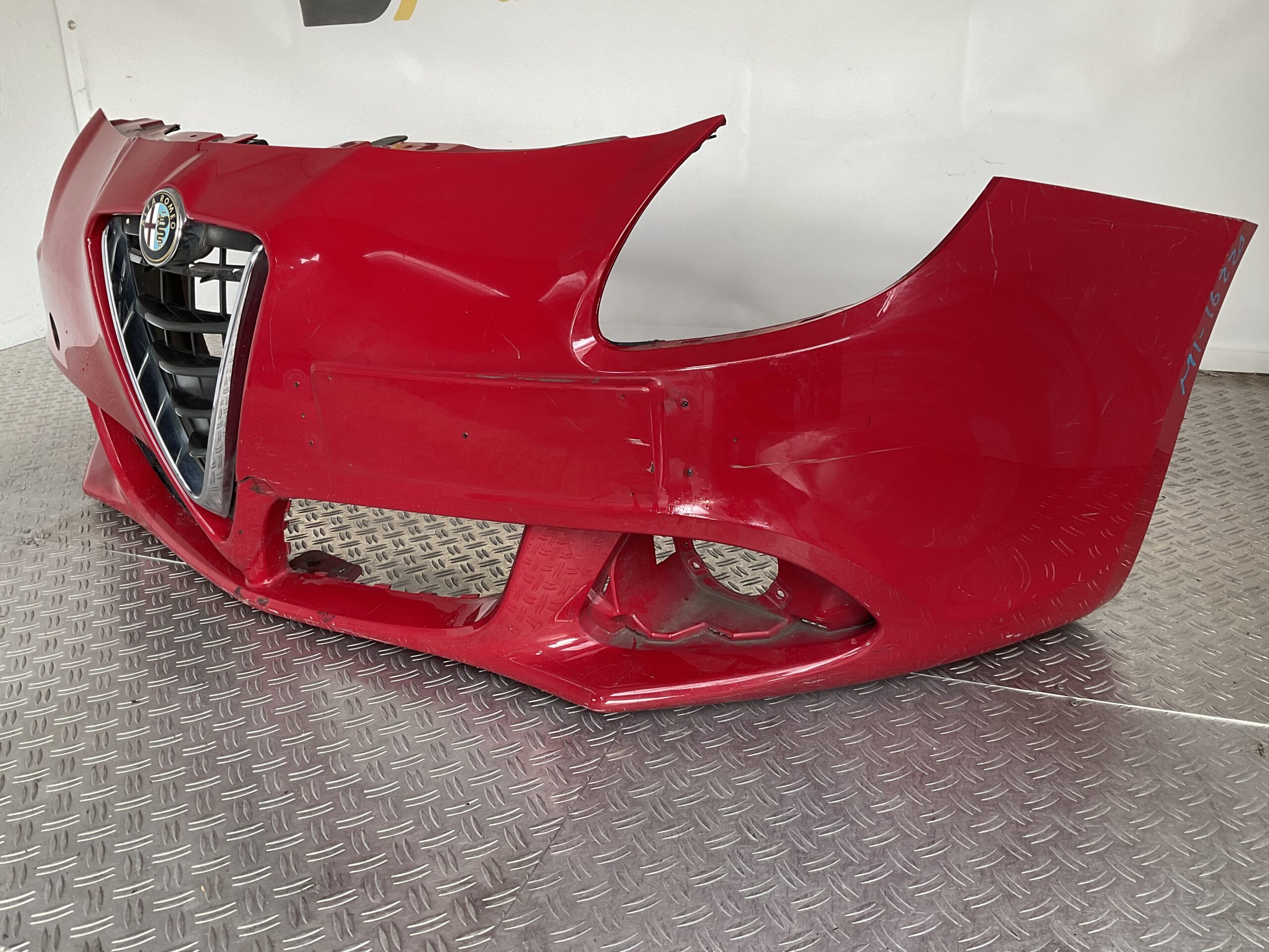 Bumper Alfa Romeo Giulietta 10-16 156085887 Voorbumper M1-16220z