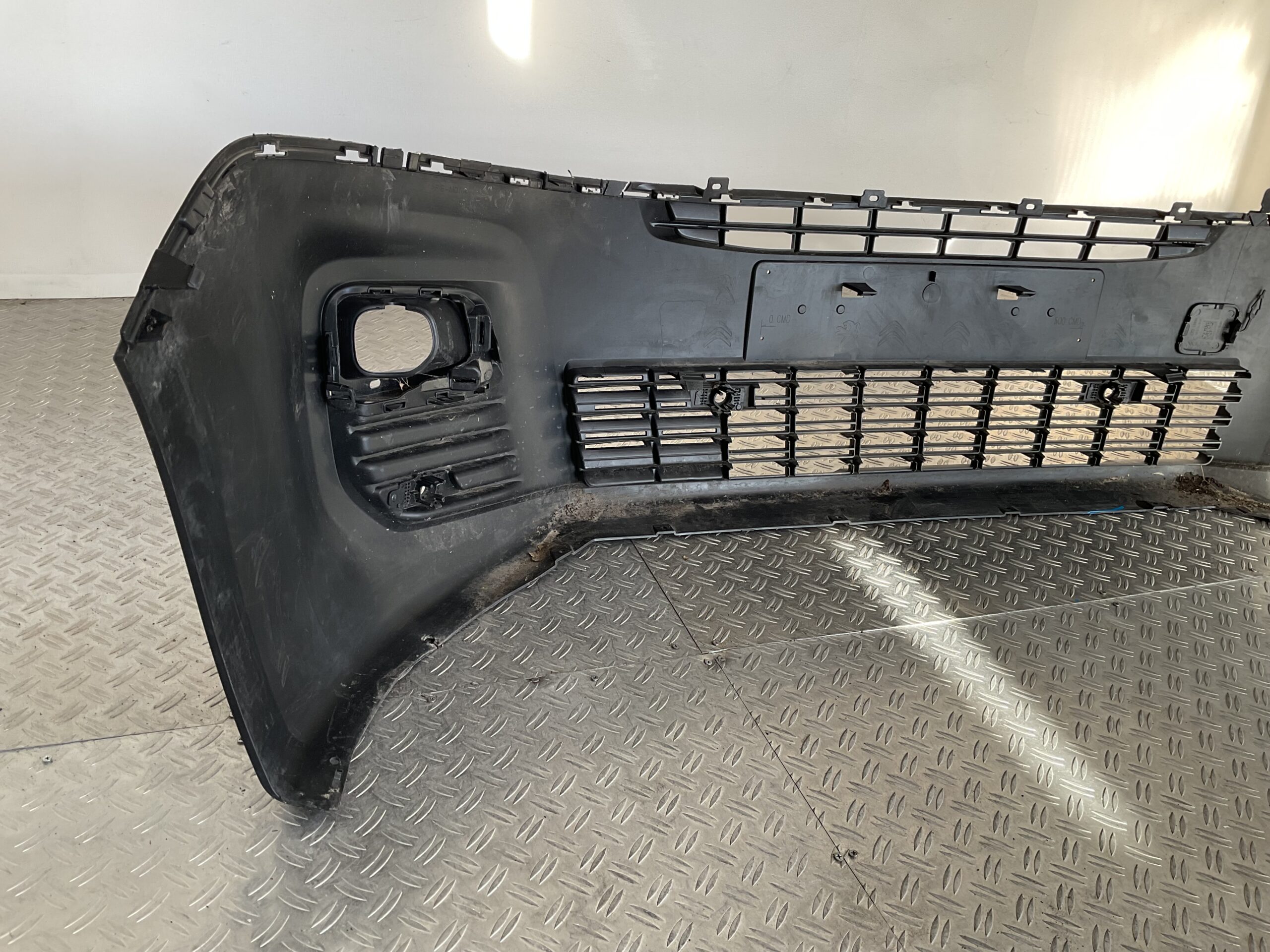 Bumper Citroen Berlingo Peugeot Partner 9816765680 Voorbumper J5-15988z