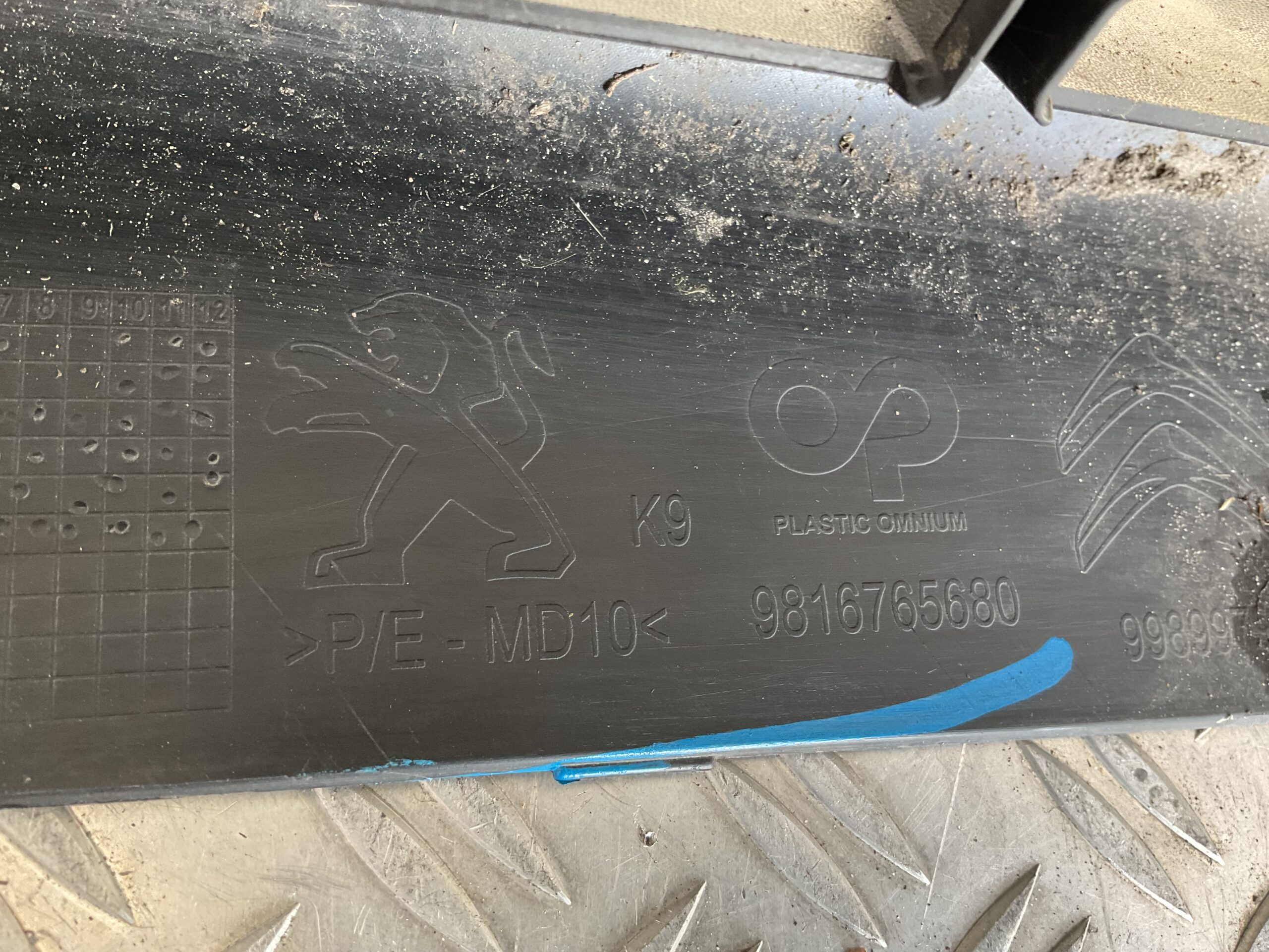 Bumper Citroen Berlingo Peugeot Partner 9816765680 Voorbumper J5-15988z