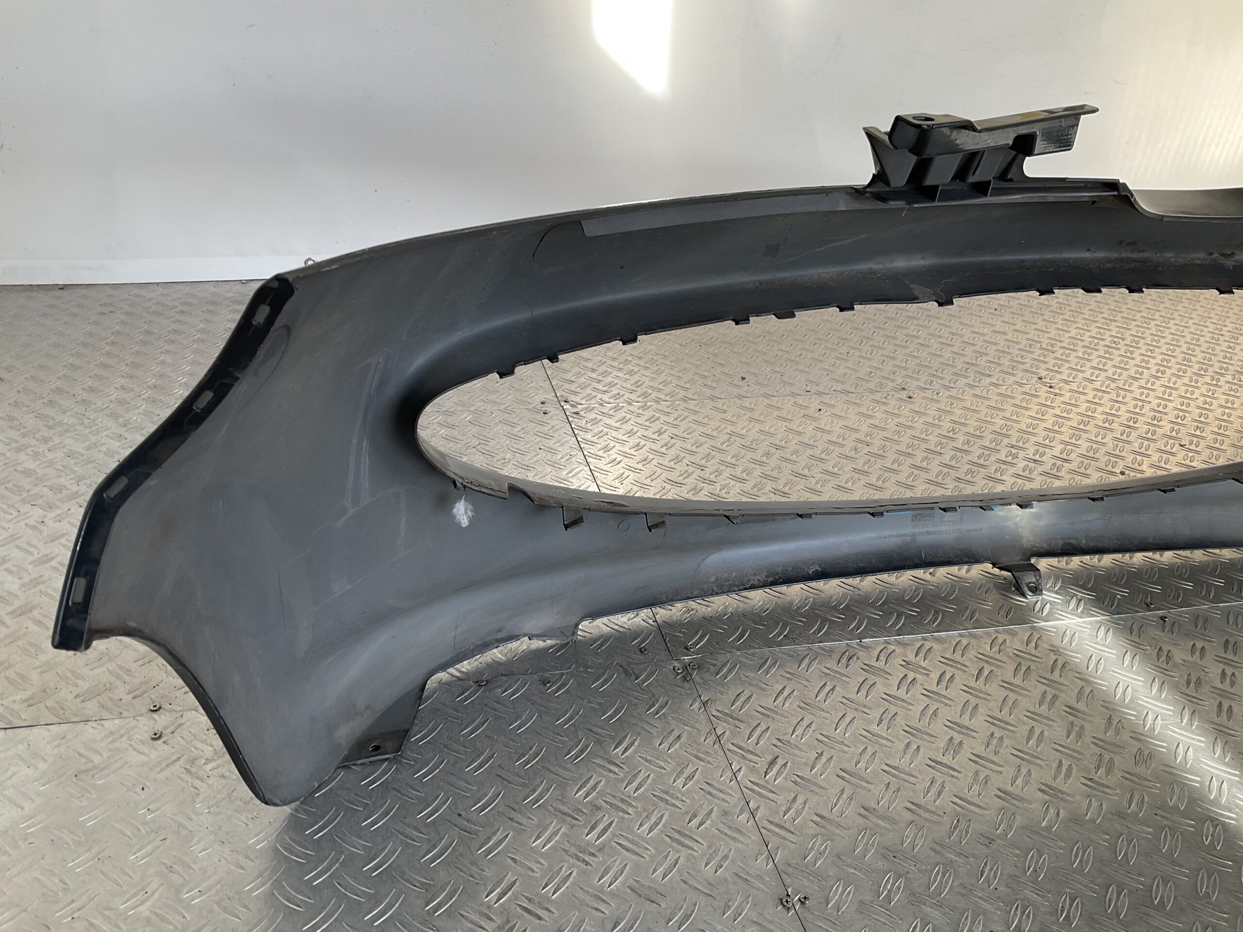 Bumper Peugeot 107 2005-2007 52119-0H050 Voorbumper J1-15980z