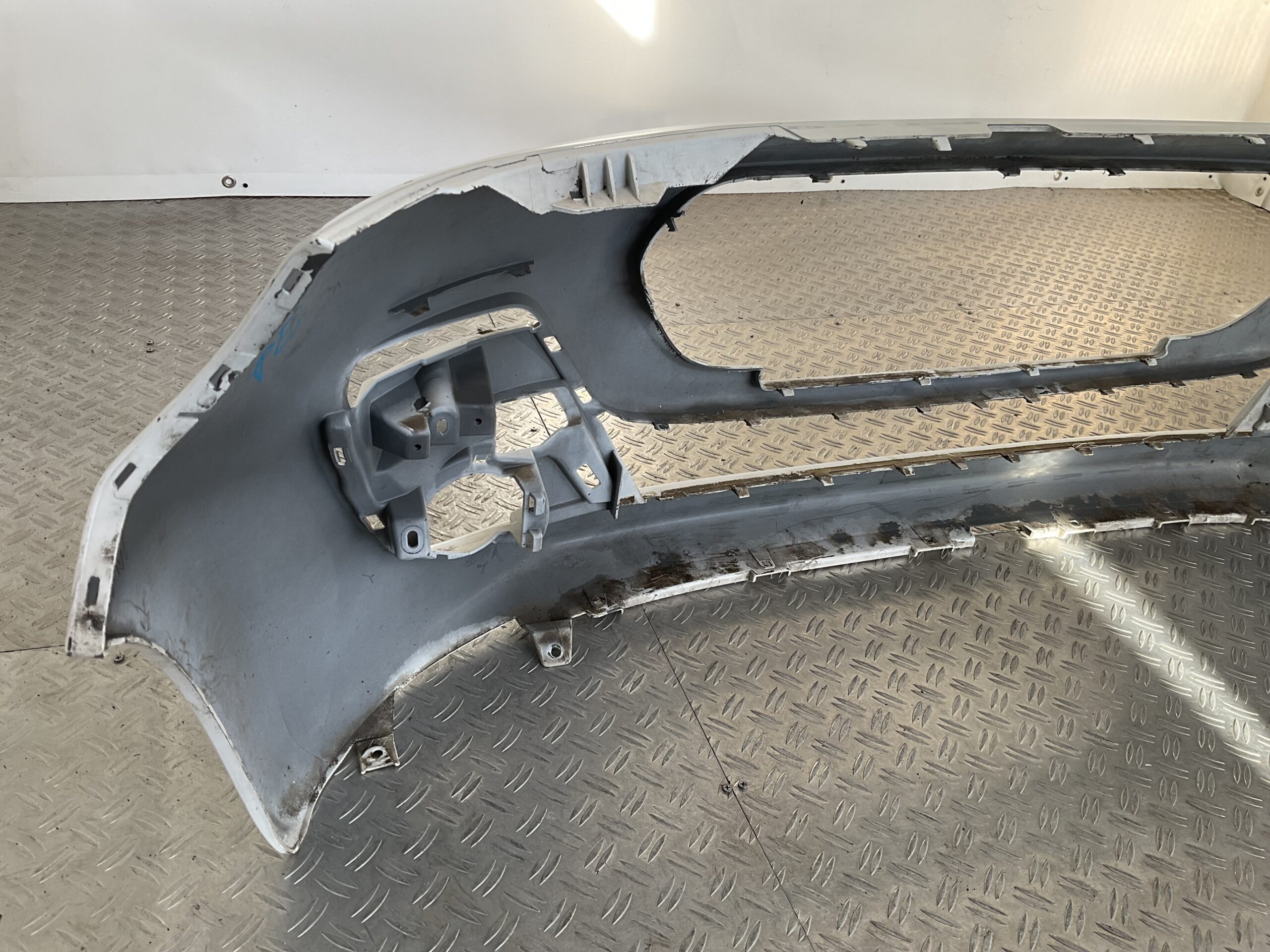 Bumper Peugeot 107 Facelift 11-14 52119-0H120 Voorbumper J1-16021z