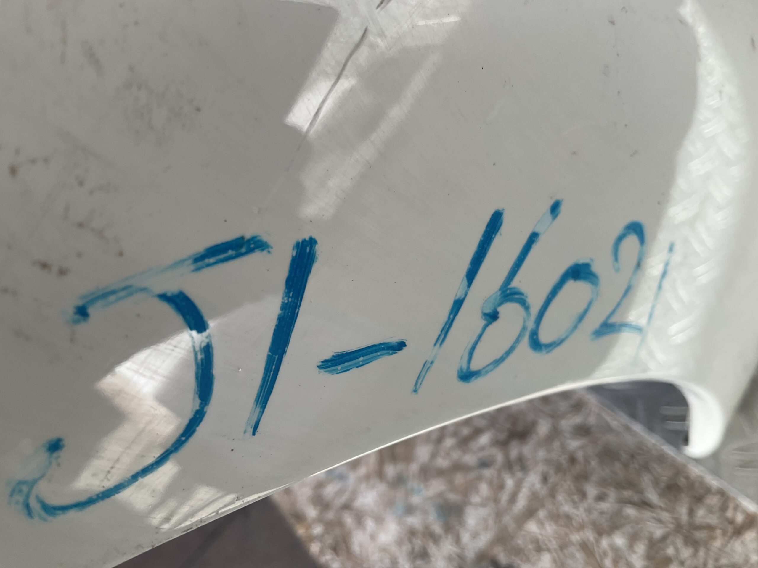 Bumper Peugeot 107 Facelift 11-14 52119-0H120 Voorbumper J1-16021z