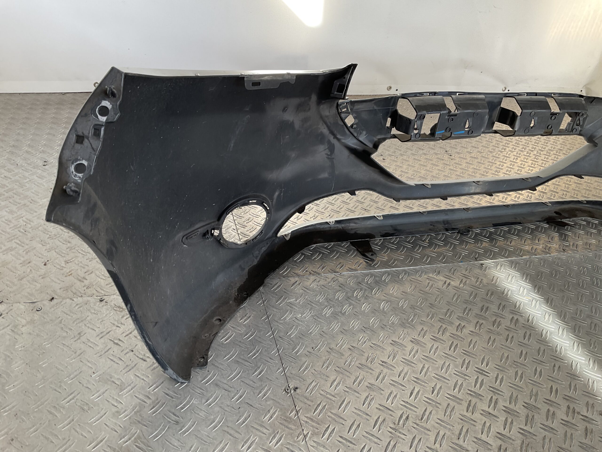 Bumper Peugeot 208 12-16 9672794477 Voorbumper J2-15982z