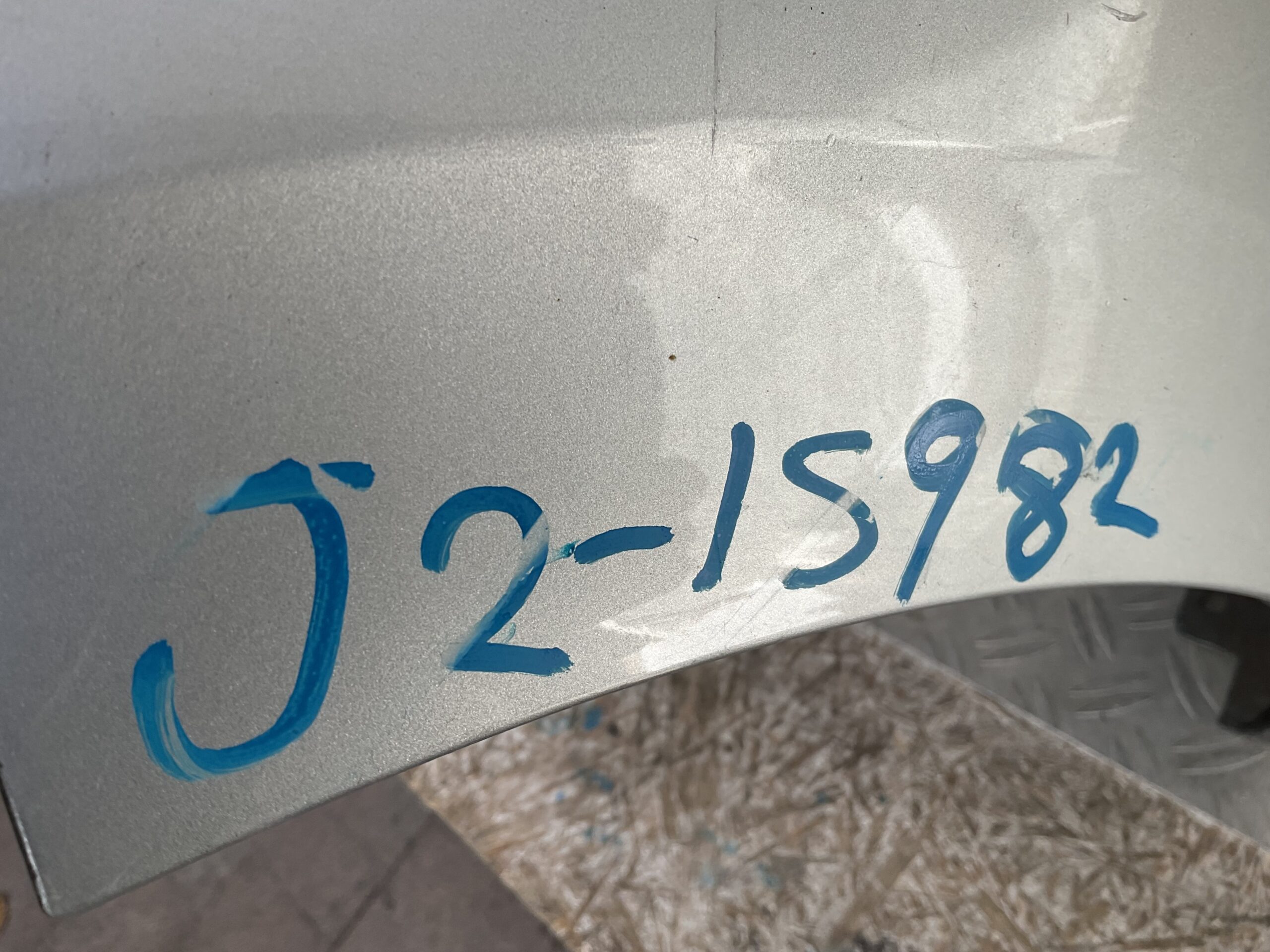 Bumper Peugeot 208 12-16 9672794477 Voorbumper J2-15982z