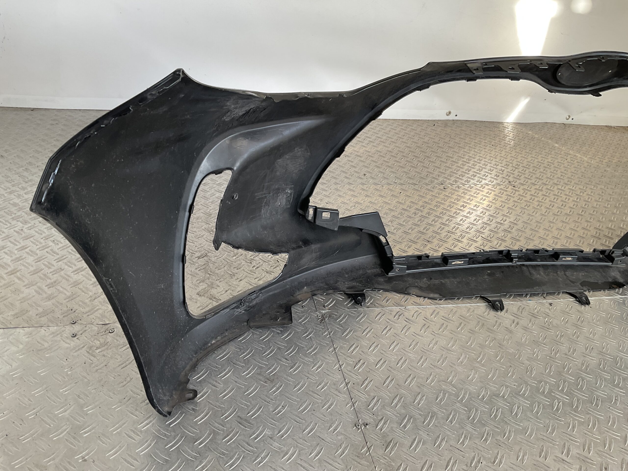 Bumper Toyota Yaris 19-23 52119-0DA00 Voorbumper D4-16212z