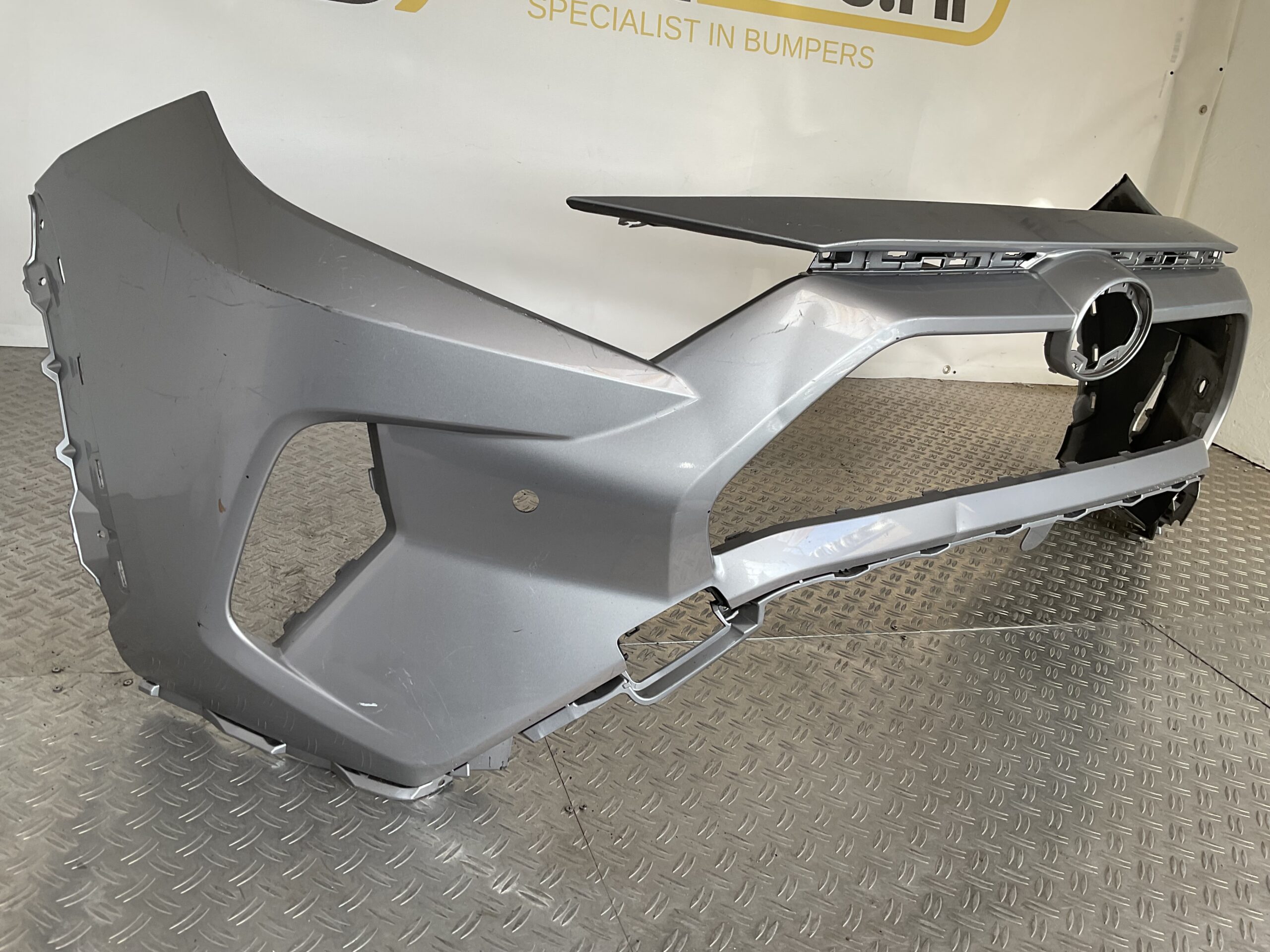 Bumper Toyota Rav 4 Rav-4 2018-2021 52119-42B20 Voorbumper D5-16216z