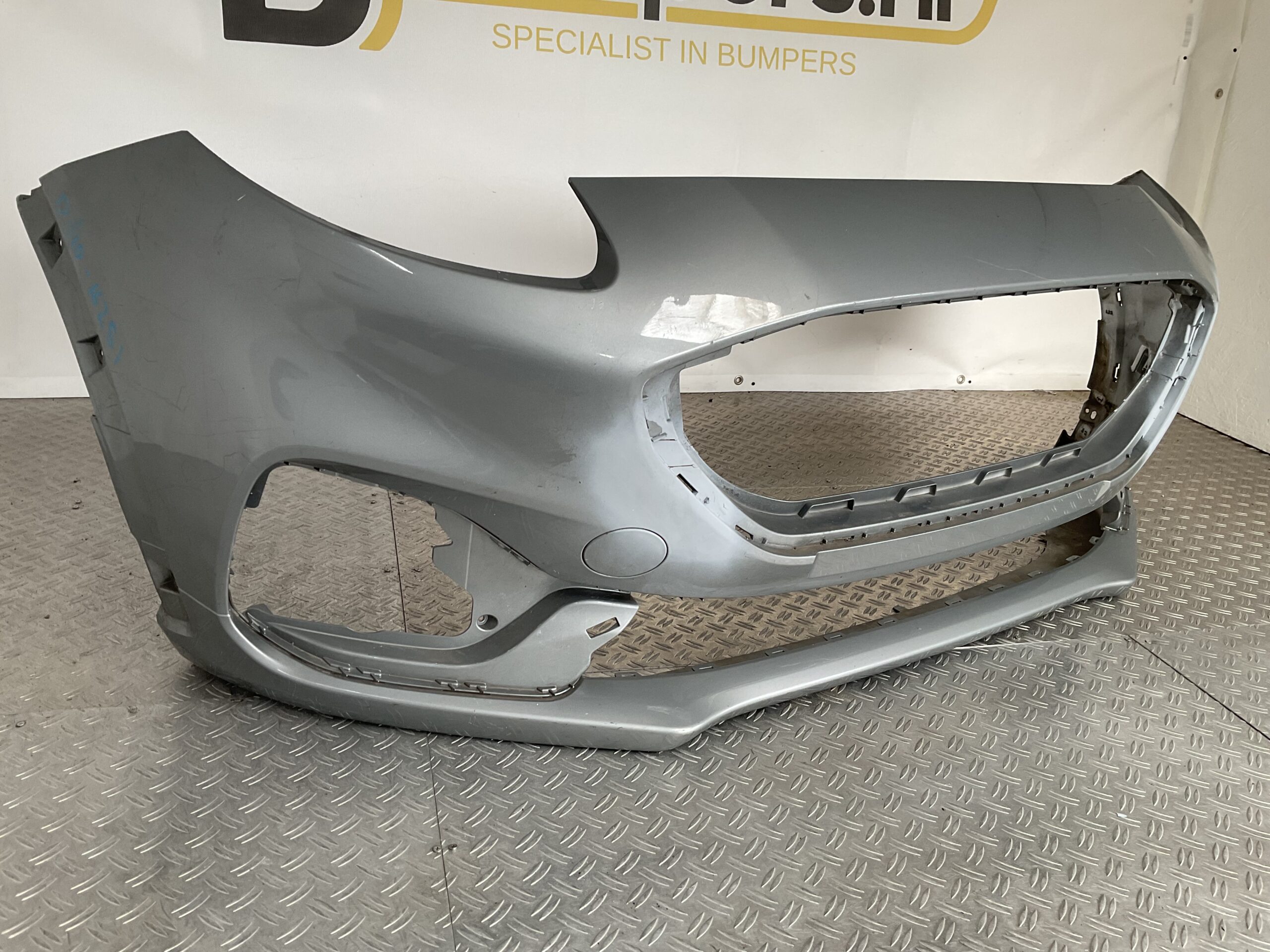 Bumper Ford Puma MK2 l1tb-17e88-b Voorbumper D9-16251z