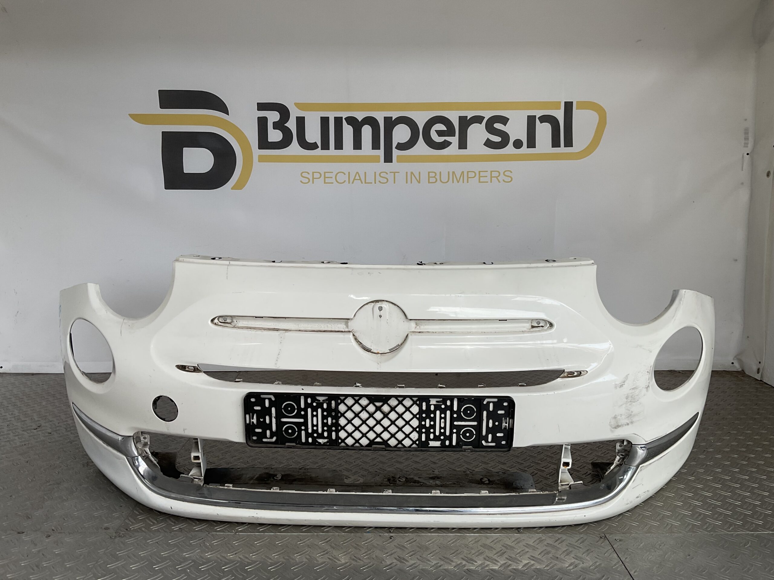 Bumper Fiat 500 Lounge Facelift 16-23 735619491 Voorbumper B9-16260z
