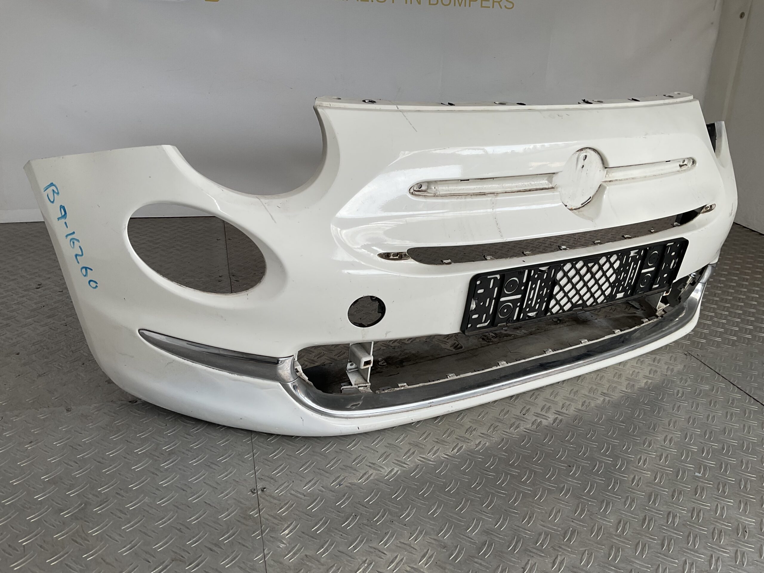 Bumper Fiat 500 Lounge Facelift 16-23 735619491 Voorbumper B9-16260z