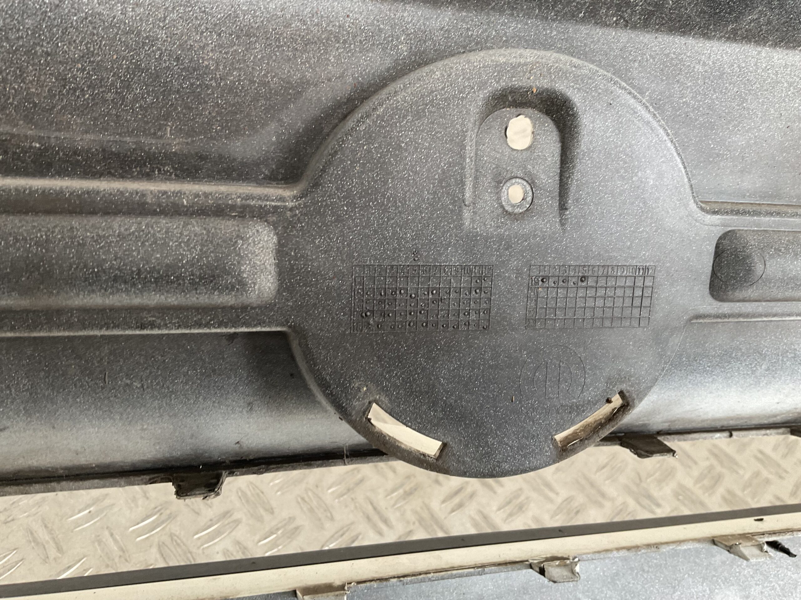 Bumper Fiat 500 Lounge Facelift 16-23 735619491 Voorbumper B9-16260z