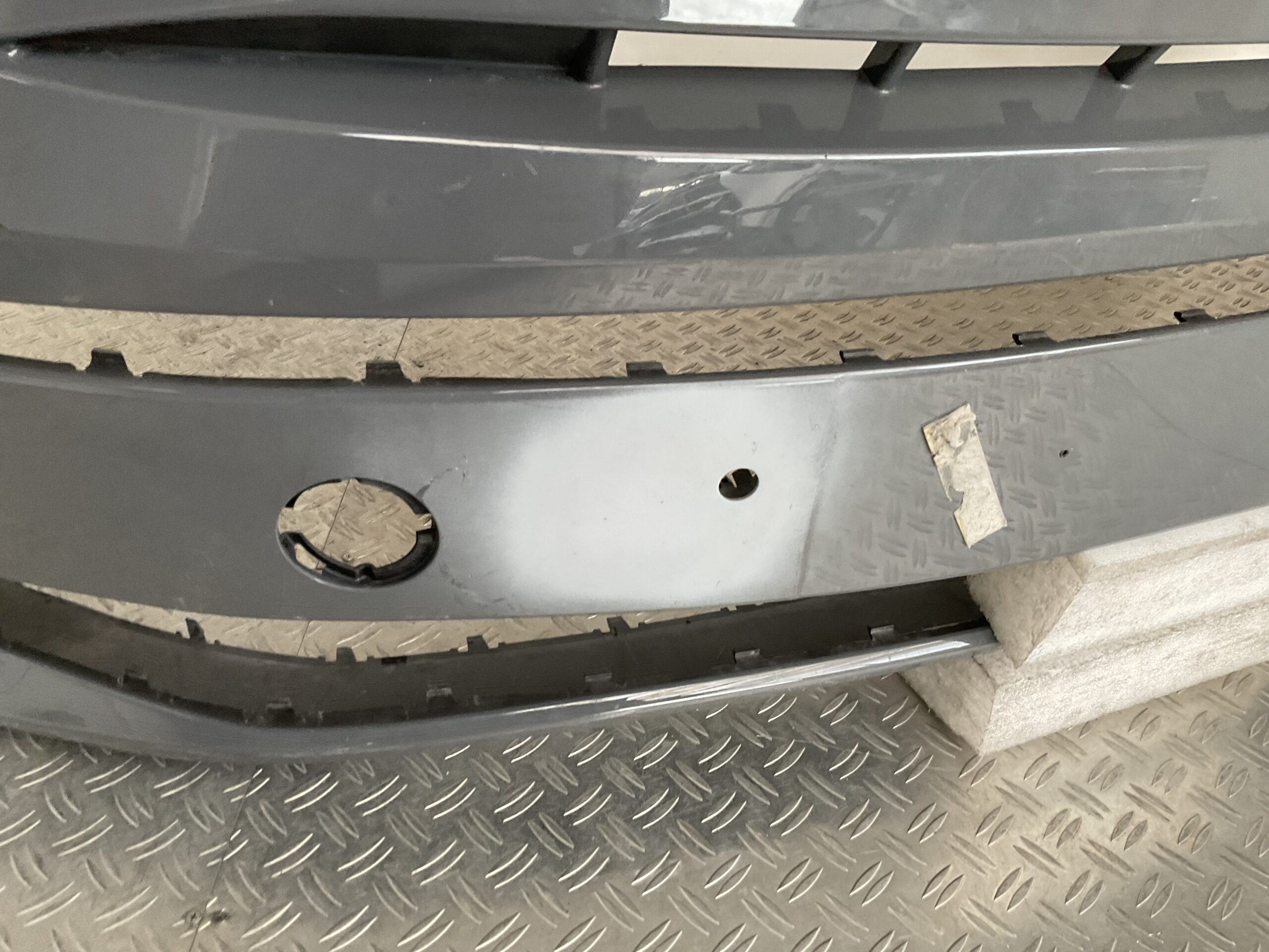 Bumper Volkswagen Multivan T7 T70 22-24 7T0807221c Voorbumper F5-16258z