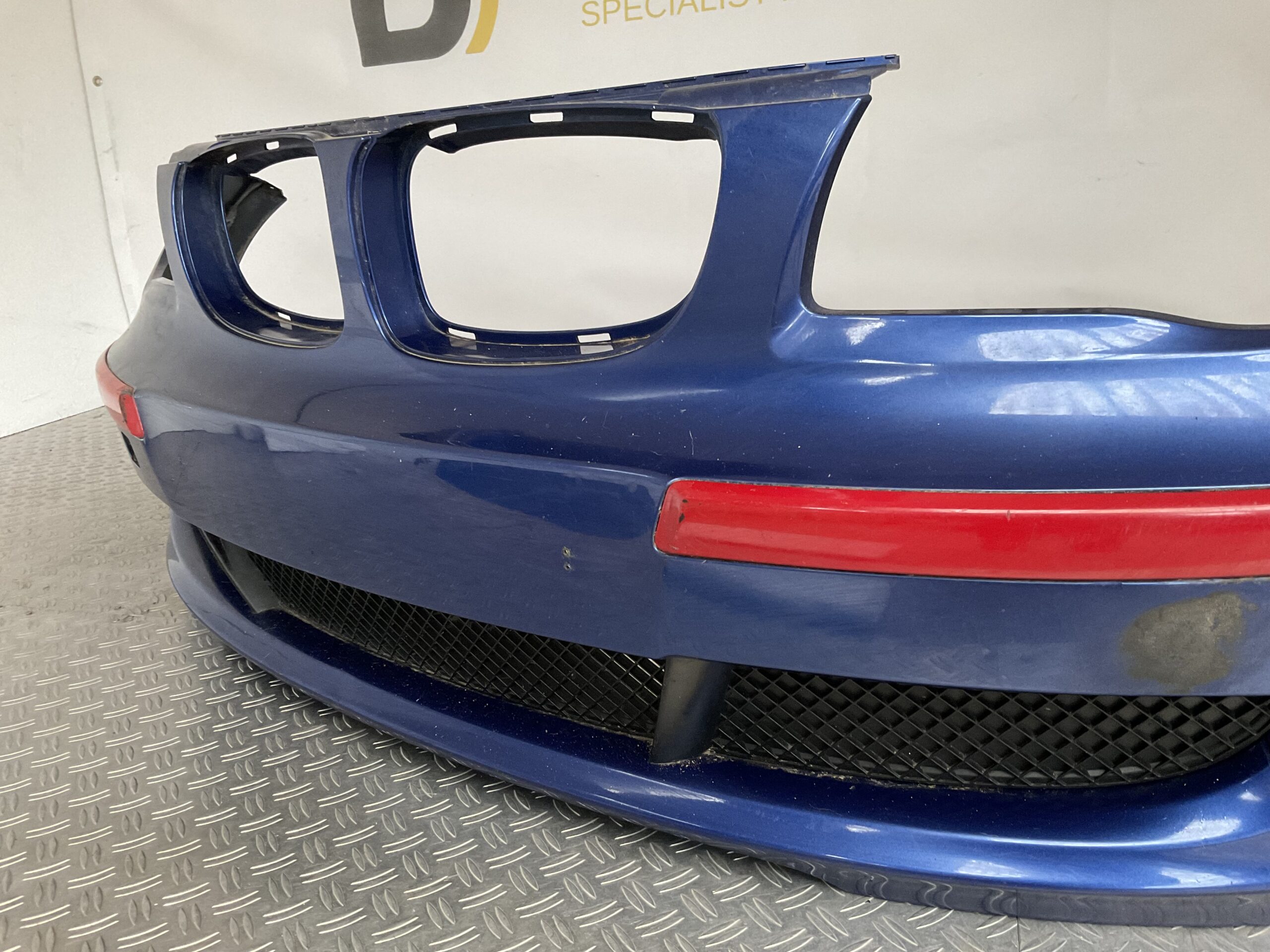 Bumper BMW 1 E81 E87 Facelift LCI 07-11 7166462 Voorbumper K7-16237z