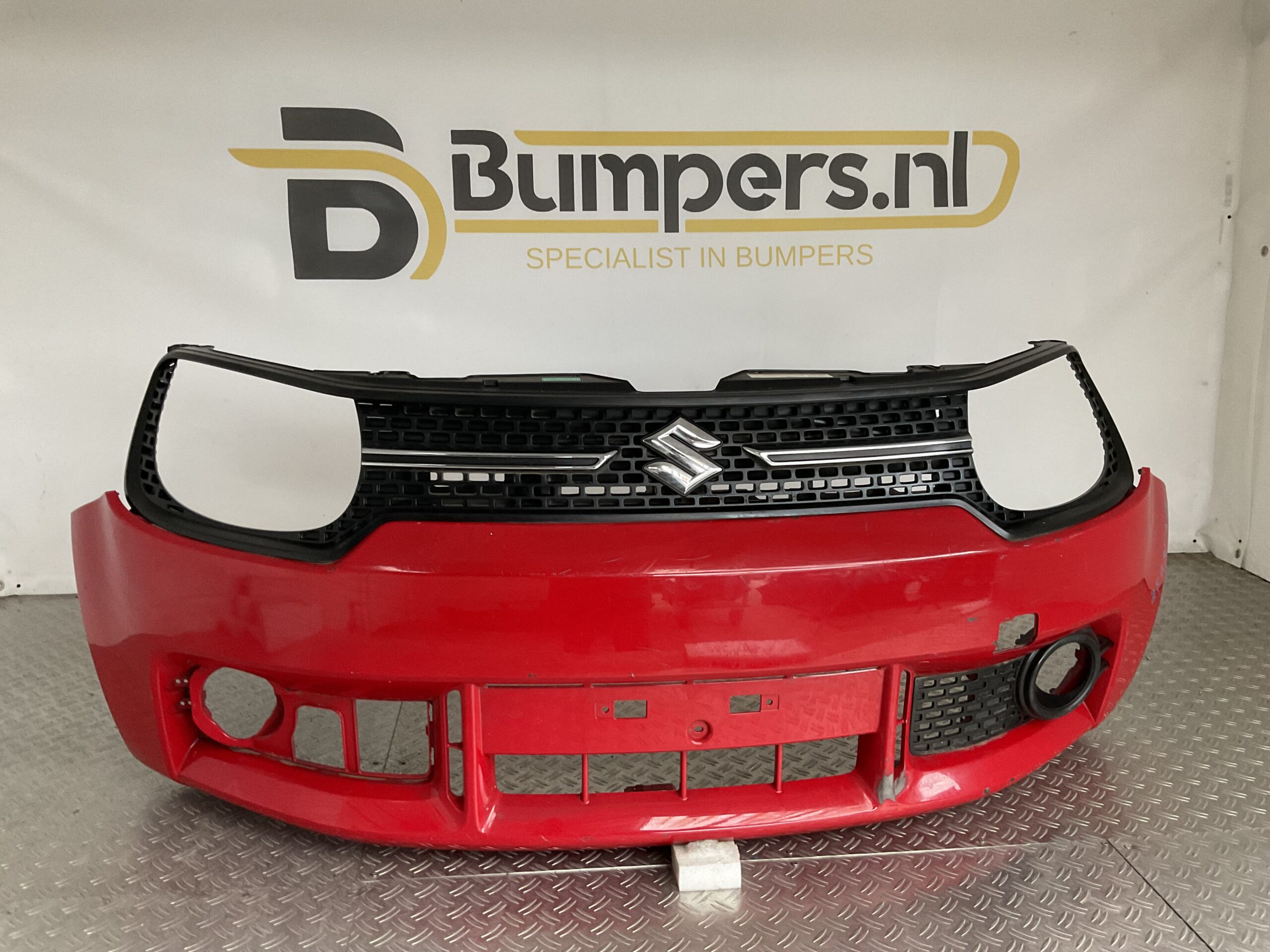 Bumper Suzuki Ignis 3 III 16-20 71711-62R Voorbumper E4-16238z