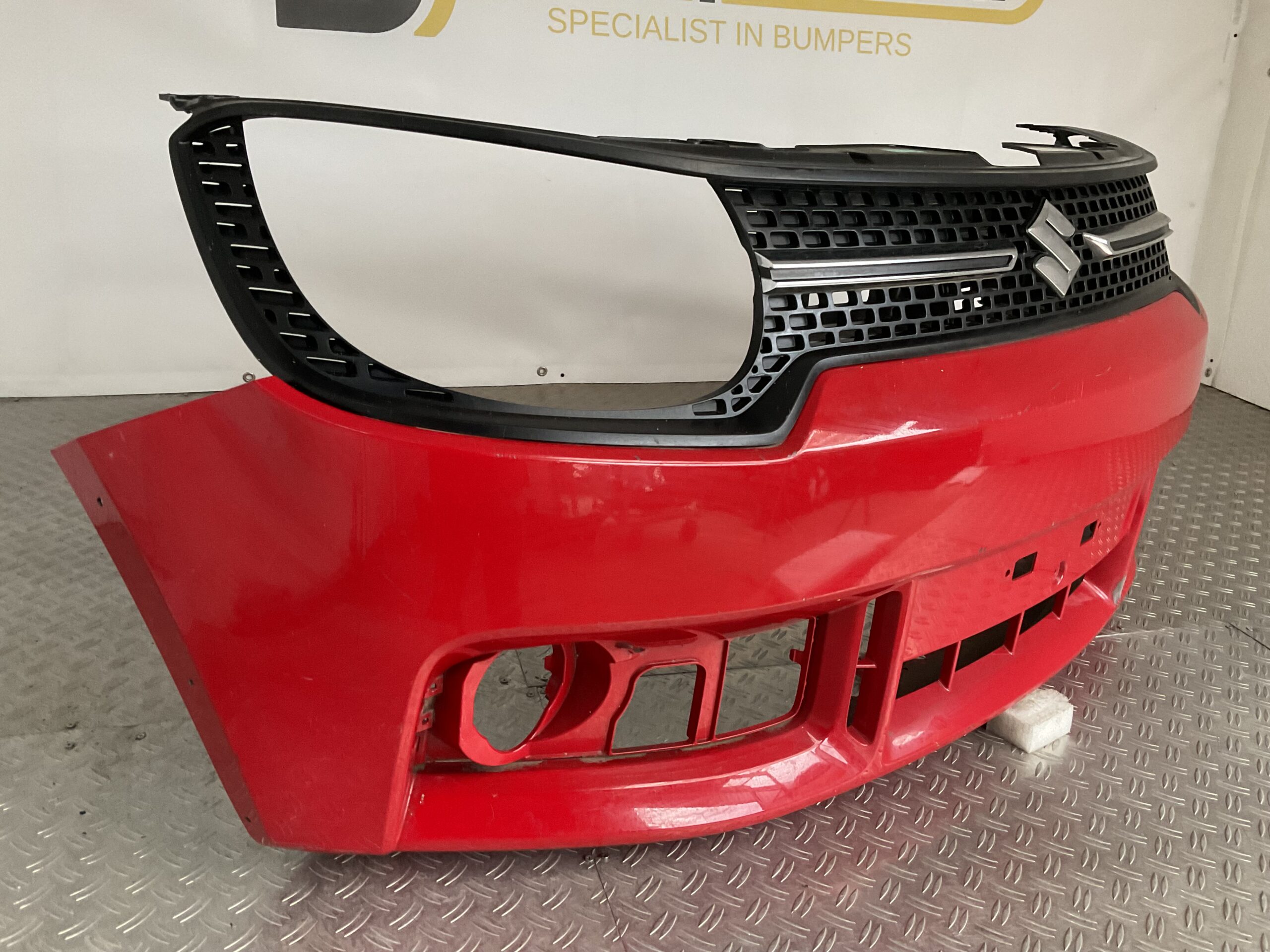 Bumper Suzuki Ignis 3 III 16-20 71711-62R Voorbumper E4-16238z
