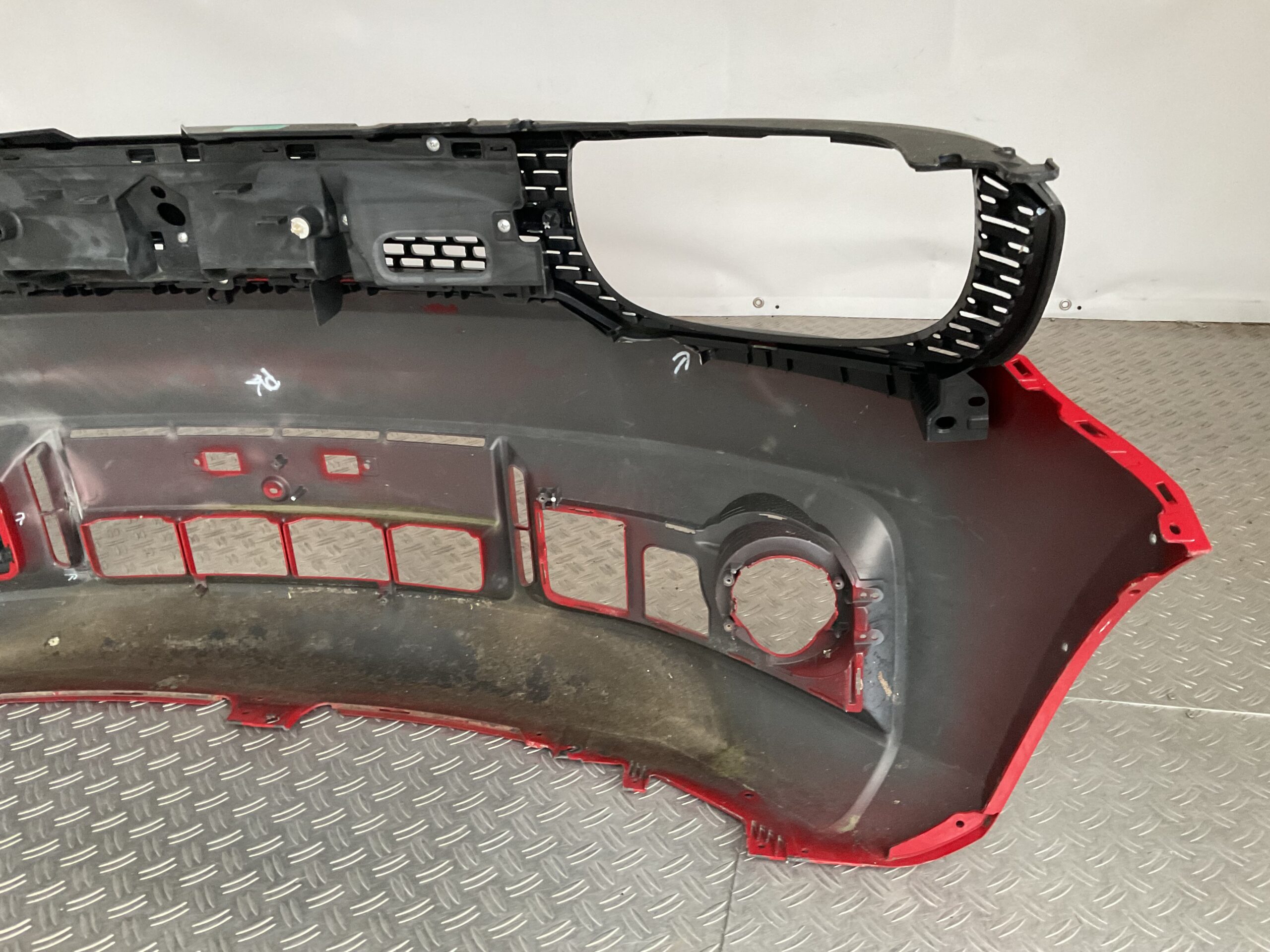 Bumper Suzuki Ignis 3 III 16-20 71711-62R Voorbumper E4-16238z