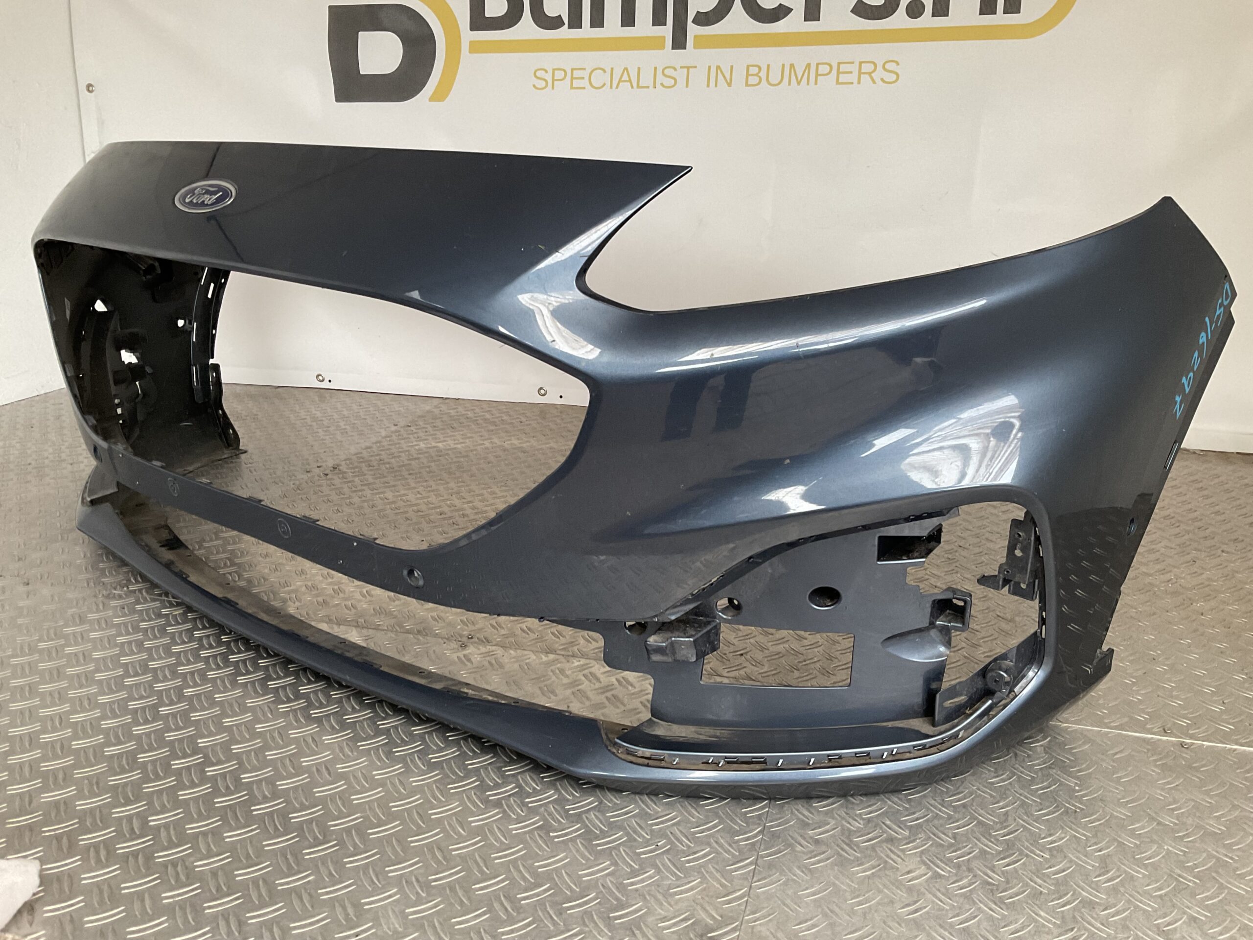 Bumper Ford Kuga MK3 Stline ST-Line 2019-2024 lv4b-17f003 Voorbumper D5-16297z