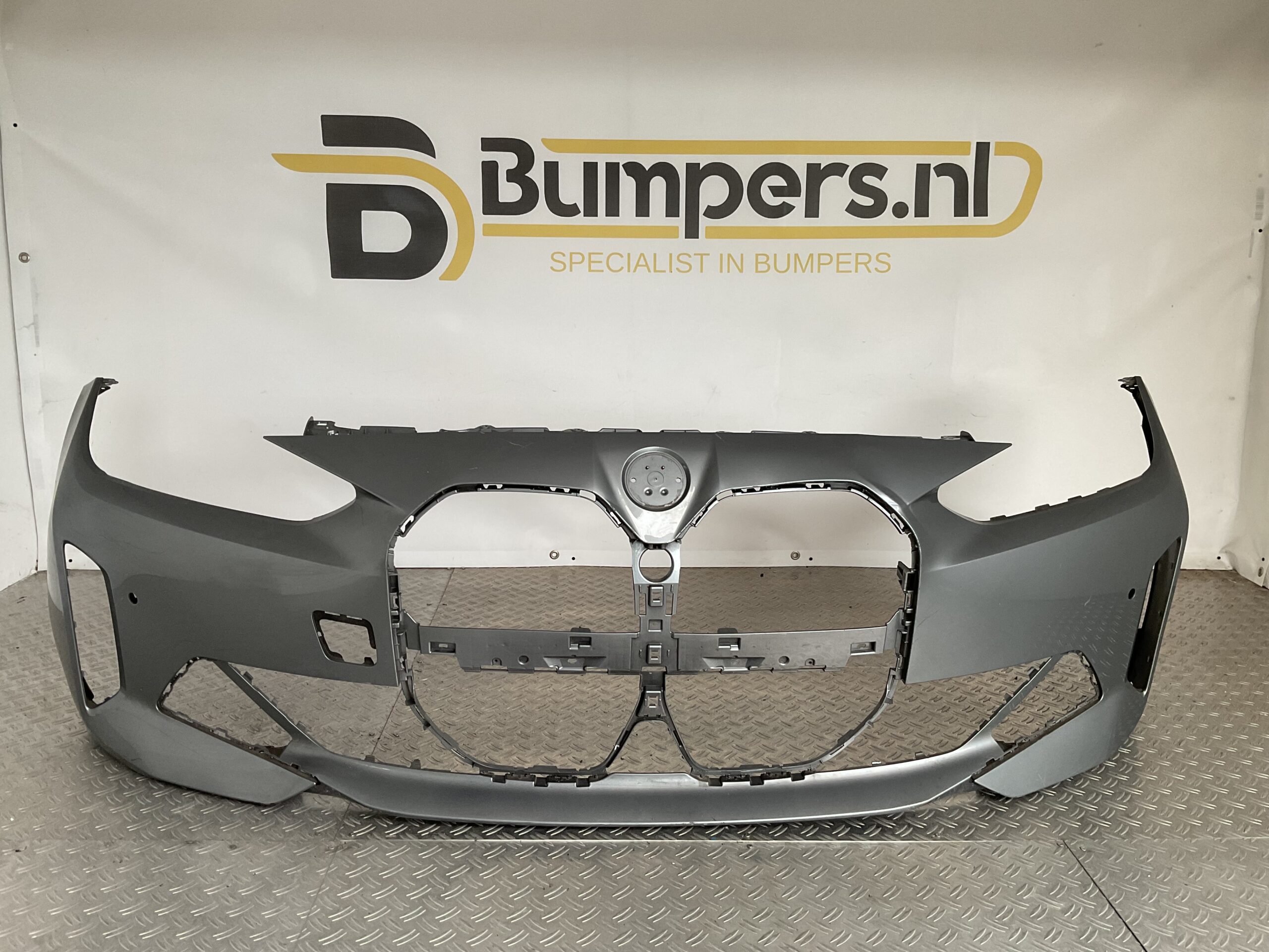 Bumper BMW i4 G26 Grand Coupe 21-24 51118738585 Voorbumper K5-16302z