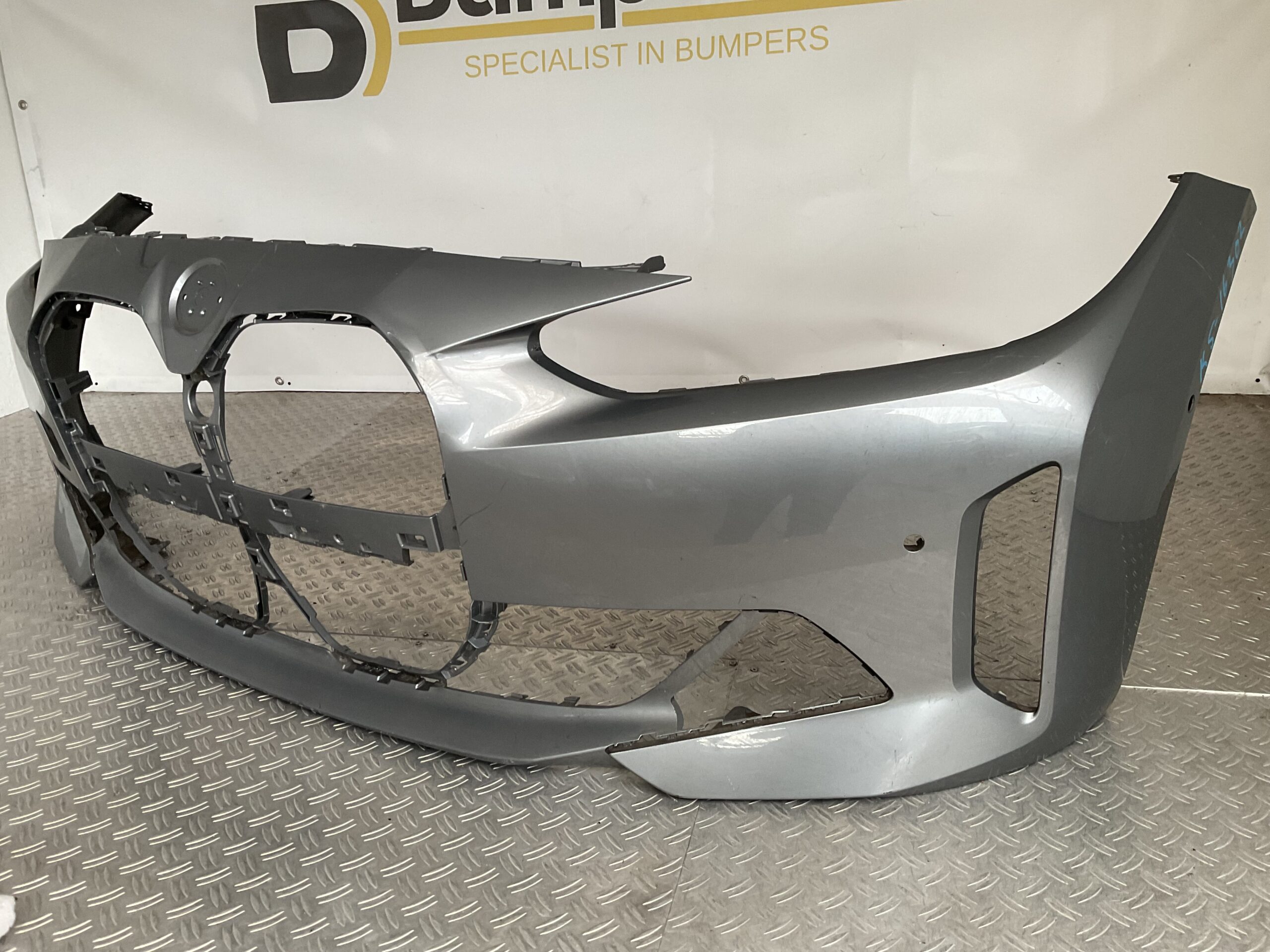 Bumper BMW i4 G26 Grand Coupe 21-24 51118738585 Voorbumper K5-16302z