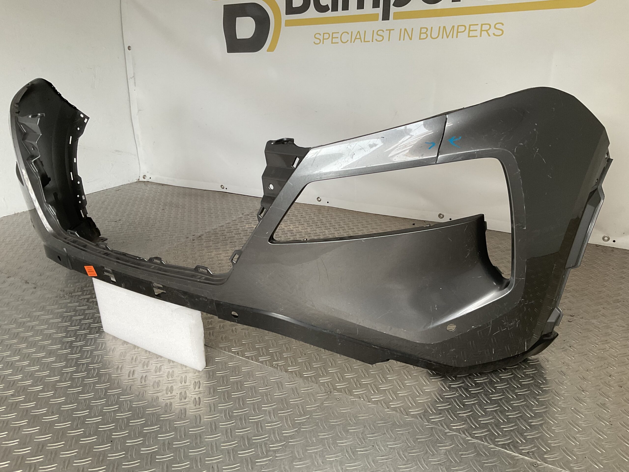 Bumper Nissan XTrail X-Trail T33 pdc 620226RN0H Voorbumper G5-16305z