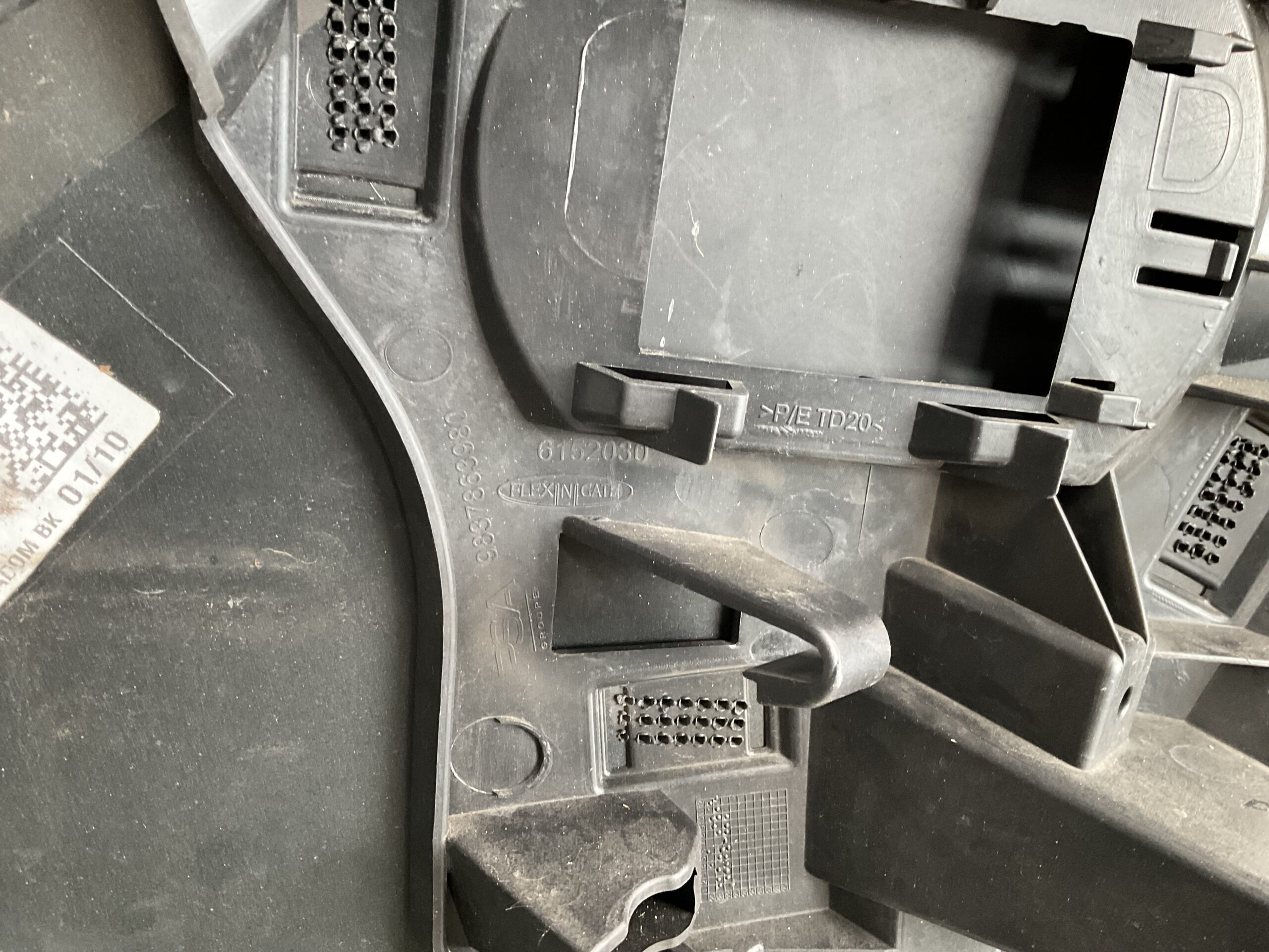 Bumper Peugeot 308 2022-2025 9838074780 Voorbumper J5-16335z