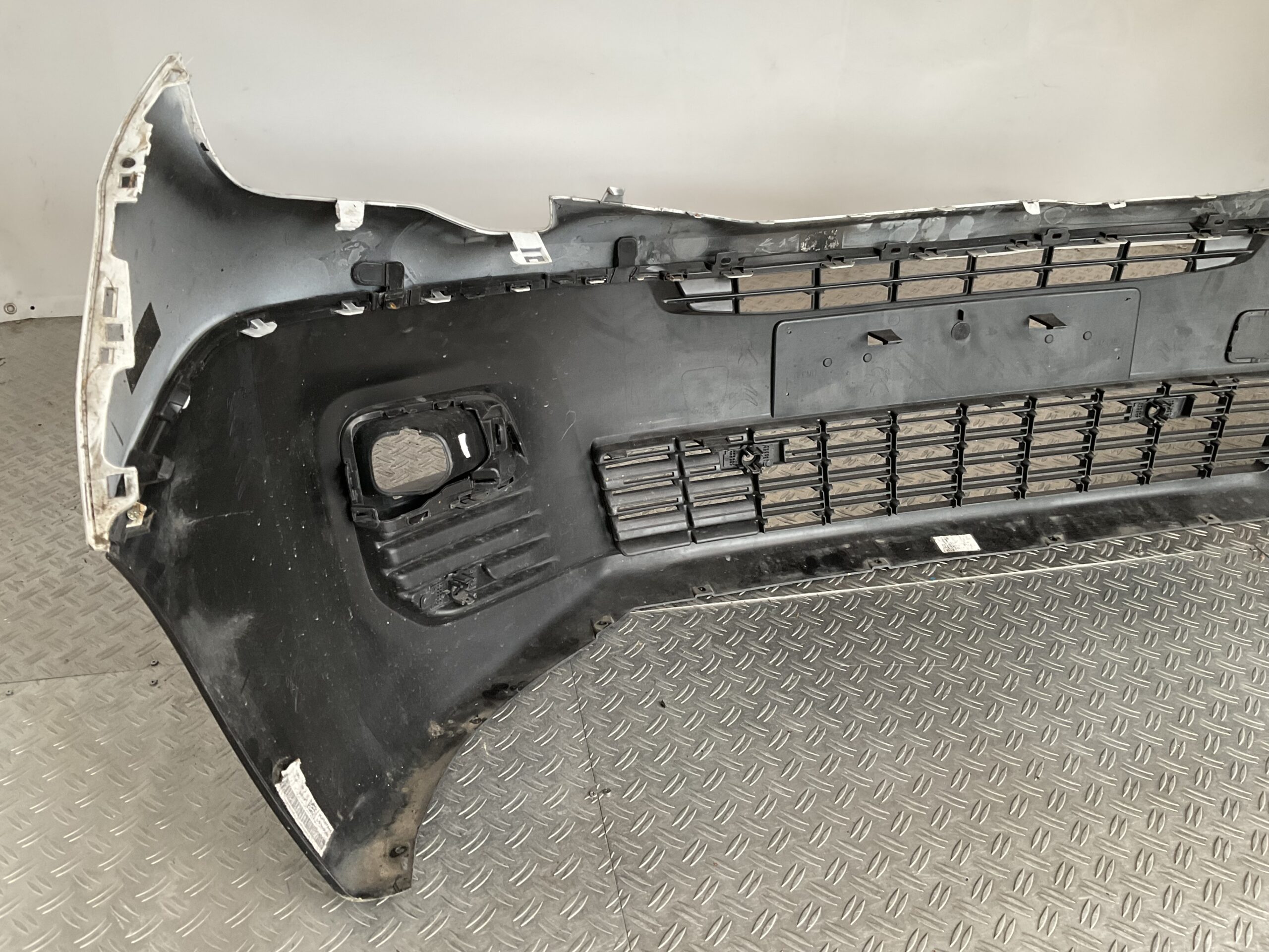 Bumper Citroen Berlingo Peugeot Partner 9816765680 Voorbumper J5-16337z