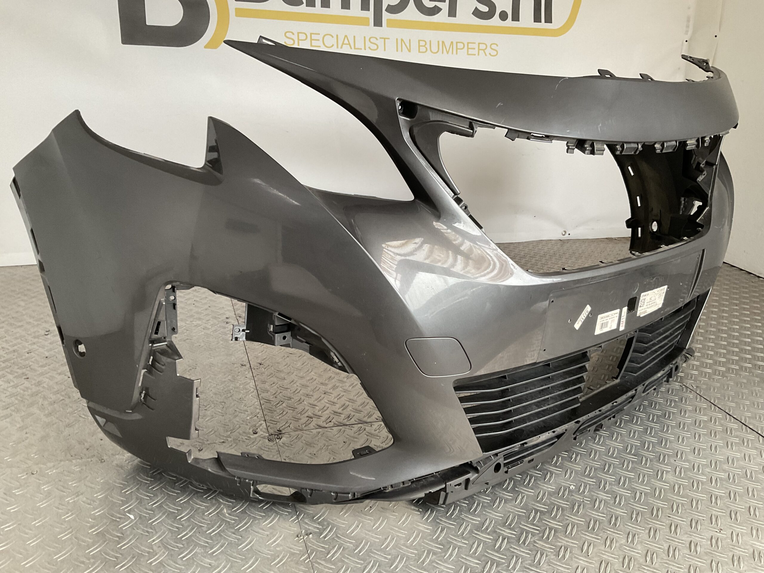 Bumper Peugeot 3008 5008 GT-Line GTLINE 16-20 9815499077 Voorbumper J5-16339z