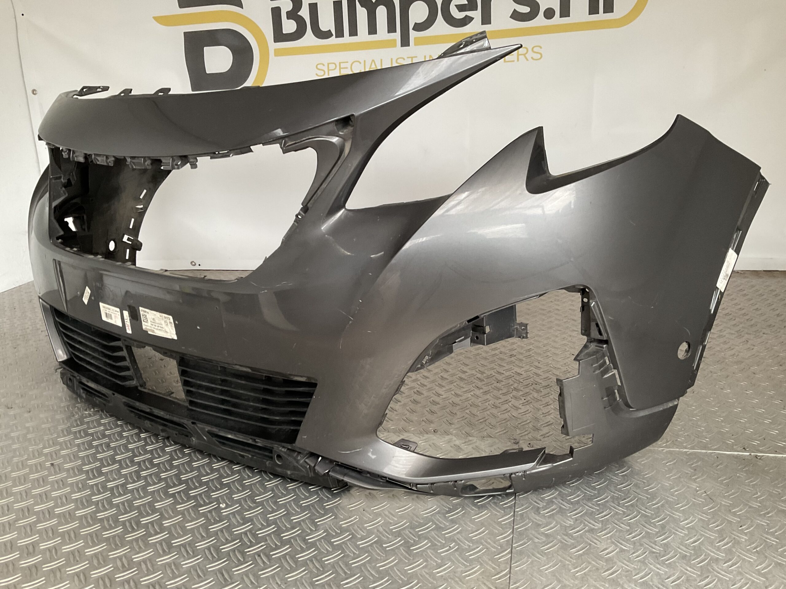 Bumper Peugeot 3008 5008 GT-Line GTLINE 16-20 9815499077 Voorbumper J5-16339z