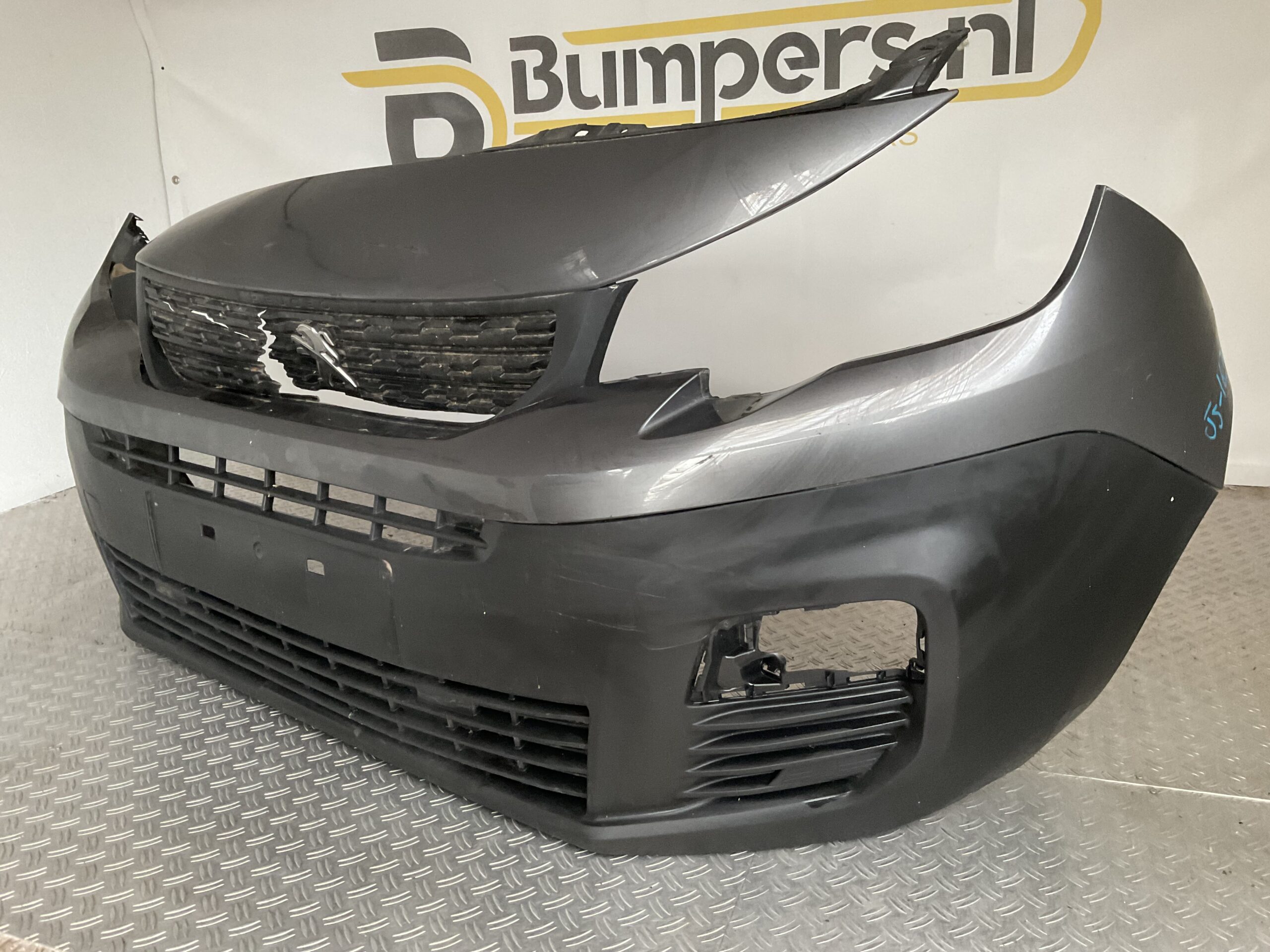 Bumper Peugeot Partner 9816765680 Voorbumper J5-16342z