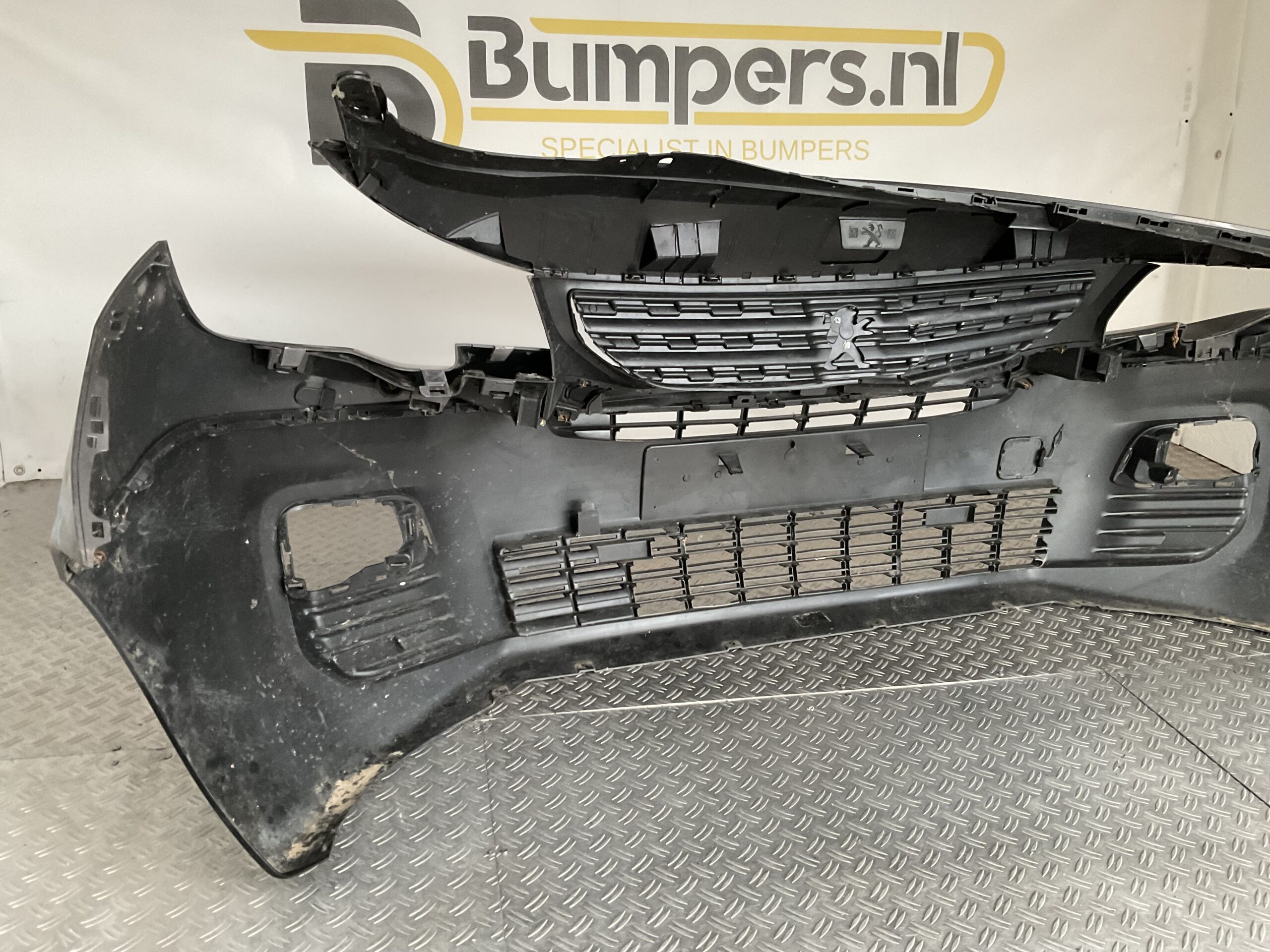 Bumper Peugeot Partner 9816765680 Voorbumper J5-16342z