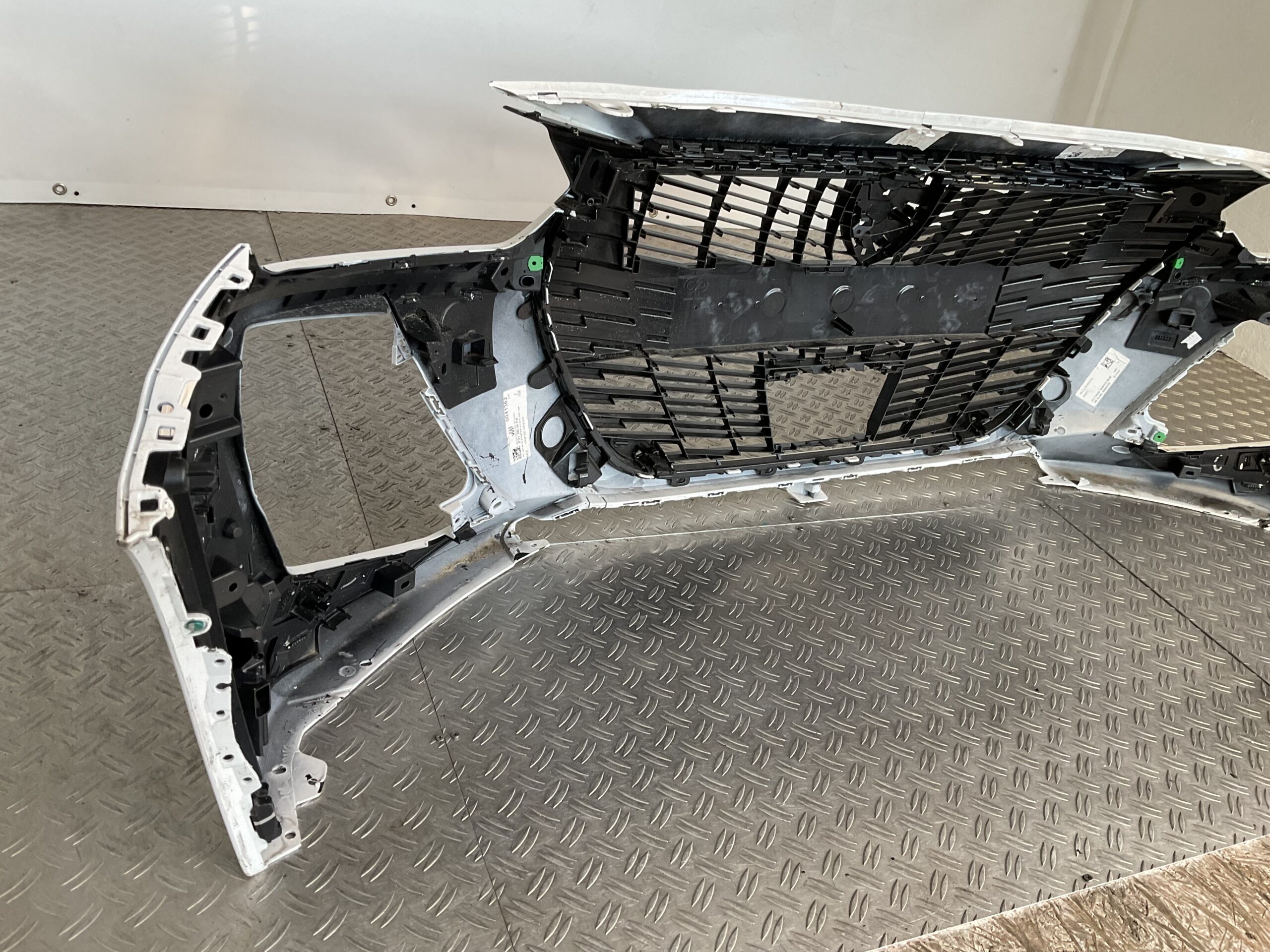 Bumper Peugeot 208 Facelift 23- 9855774980 Voorbumper J4-16384z