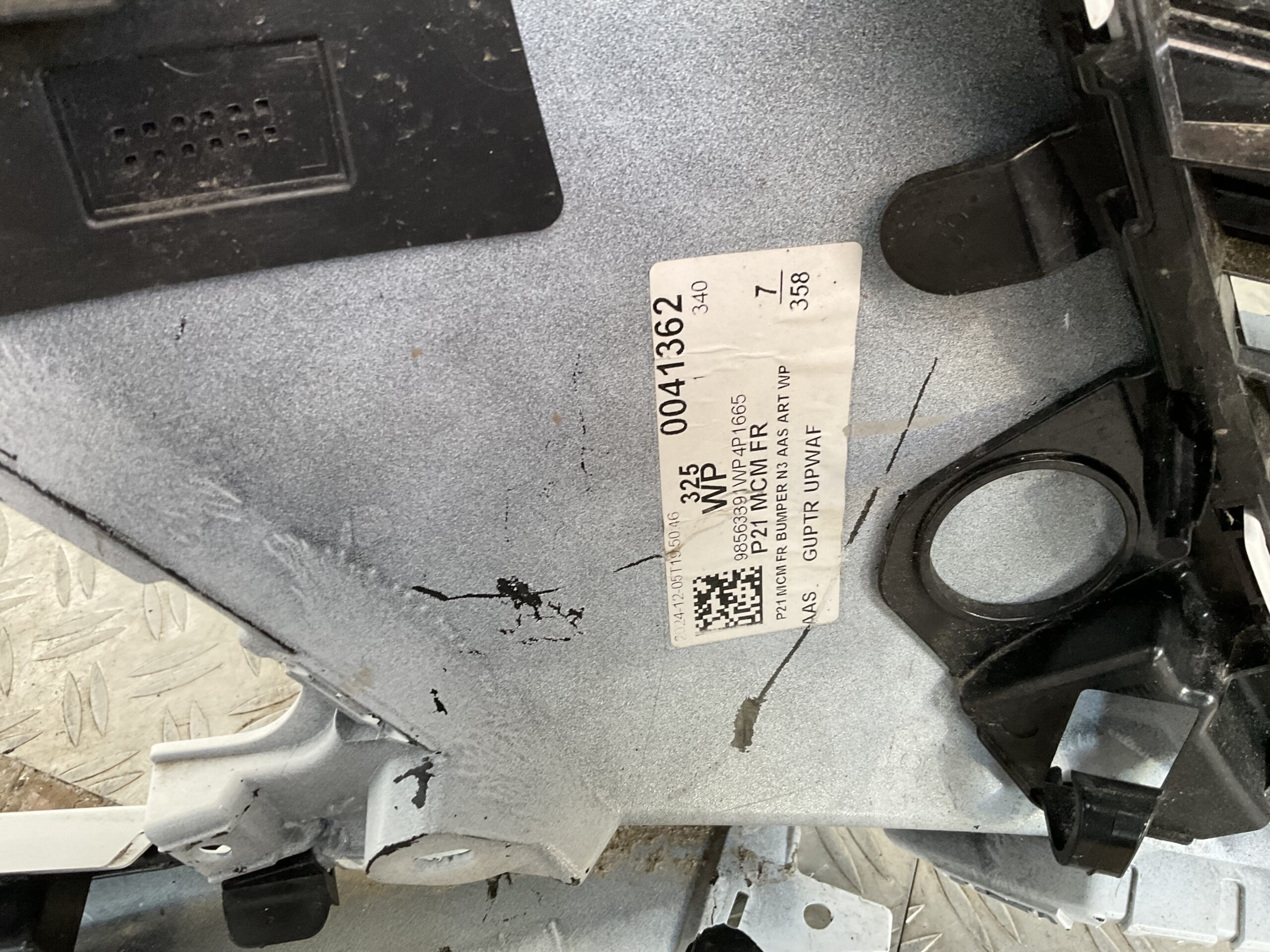 Bumper Peugeot 208 Facelift 23- 9855774980 Voorbumper J4-16384z