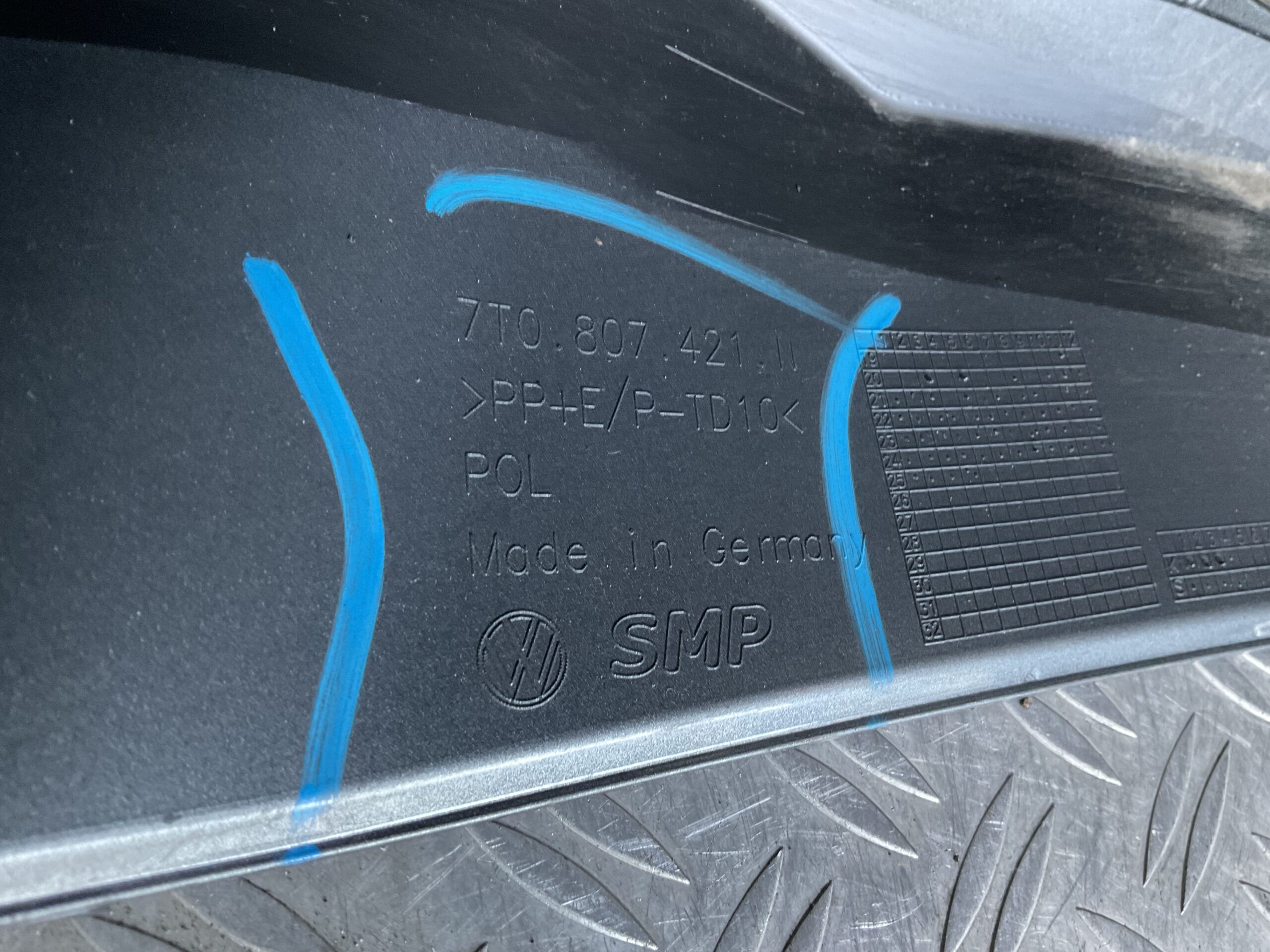 Bumper Volkswagen Multivan T7 21- 7T0807421 Achterbumper F5-16355z