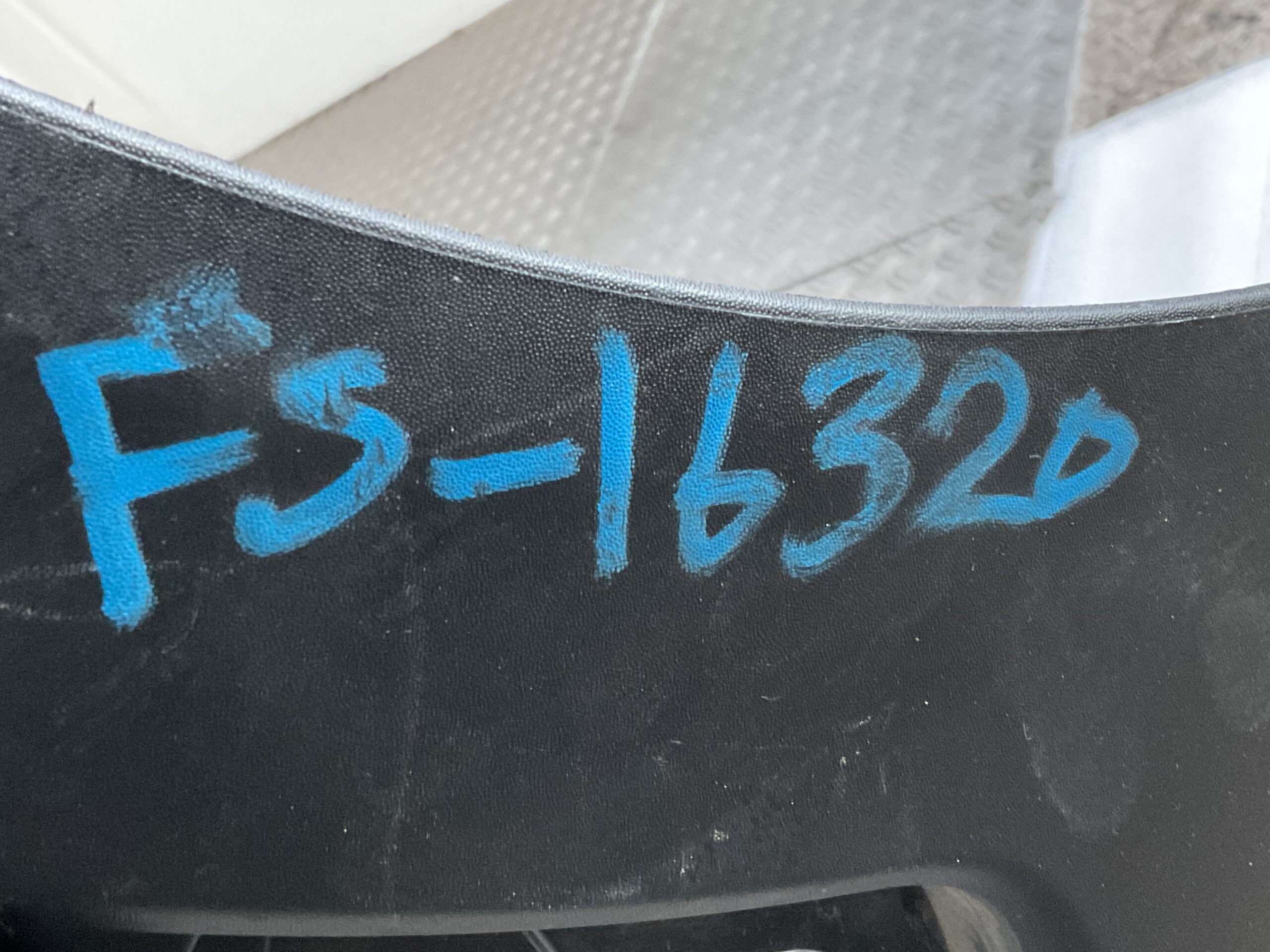 Bumper Kia Stonic 4xpdc 17-23 86611-H8400 Achterbumper F5-16320z