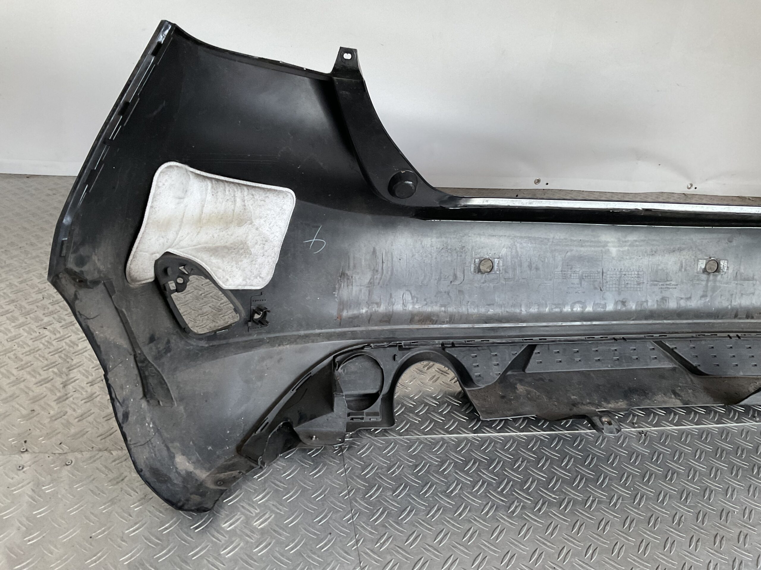 Bumper Ford Fiesta MK8 18-22 L1BB-17906-C1AW Achterbumper F5-16327z