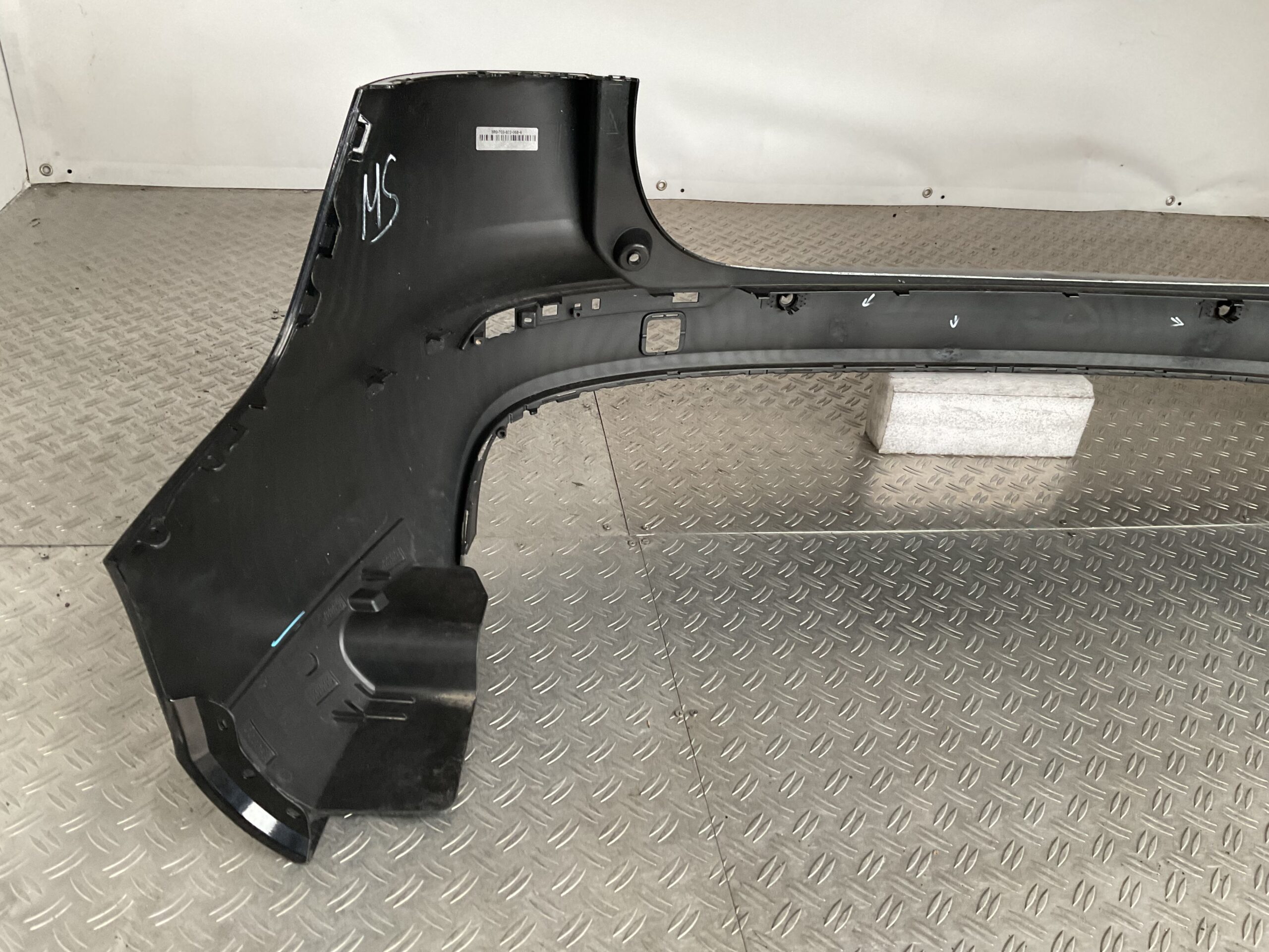 Bumper Volvo V60 II Rdesign R-Design 18-21 31688837 Achterbumper F5-16417z