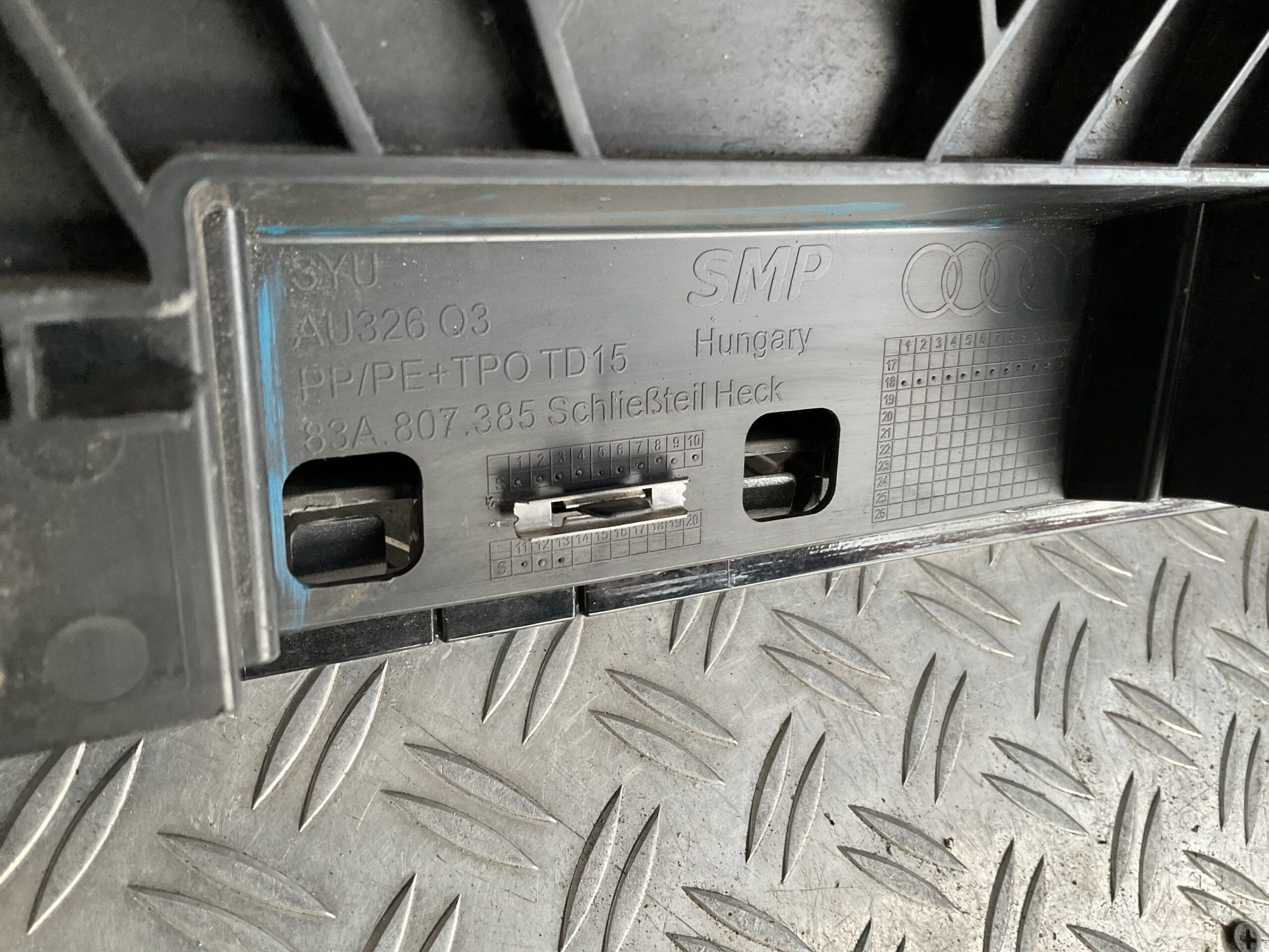 Bumper Audi Q3 83A Sline 19- 83a807385 Achterbumper F5-16390z