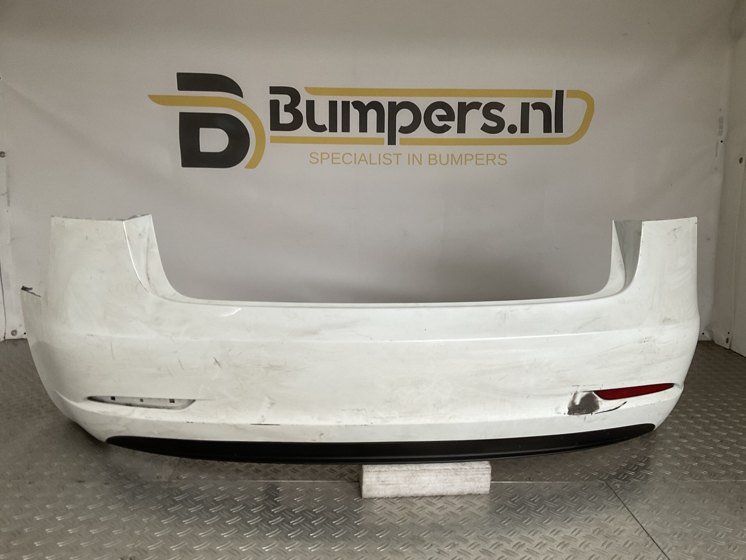 Bumper Tesla model 3 17-23 1530720-02-d Achterbumper F5-16462z