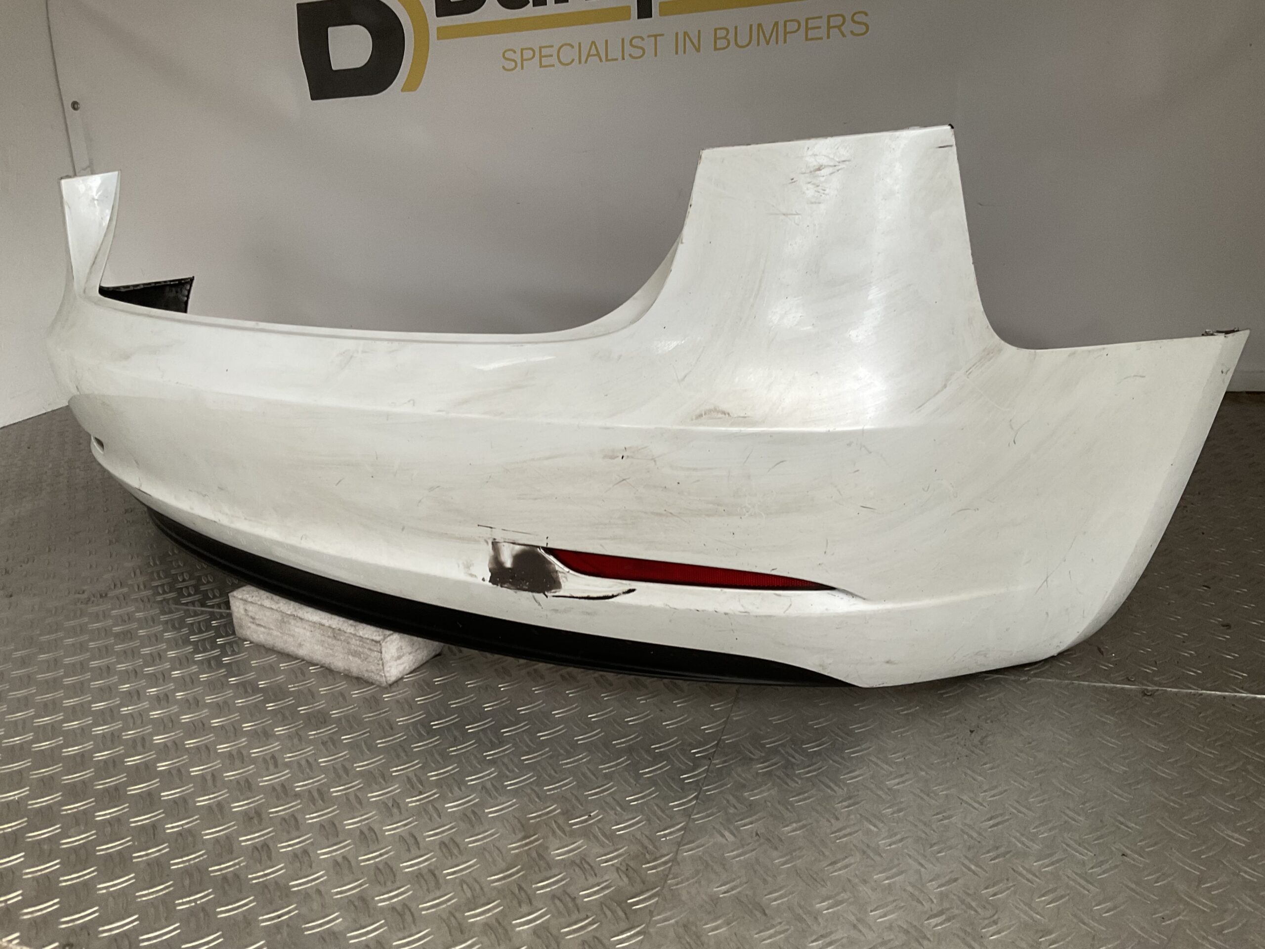 Bumper Tesla model 3 17-23 1530720-02-d Achterbumper F5-16462z