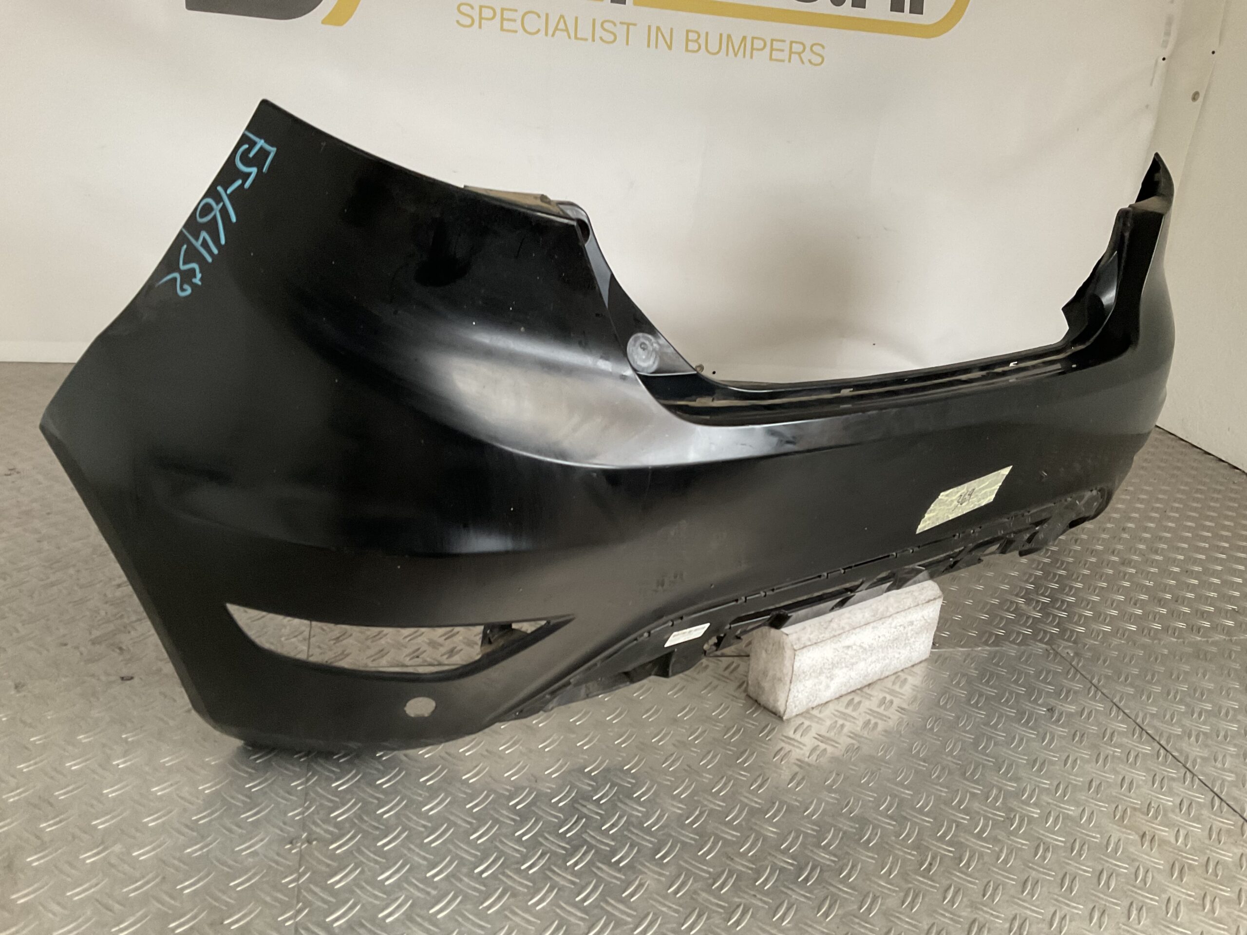 Bumper Ford Fiesta MK7 2013-2017 8A61-17906 Achterbumper F5-16452z